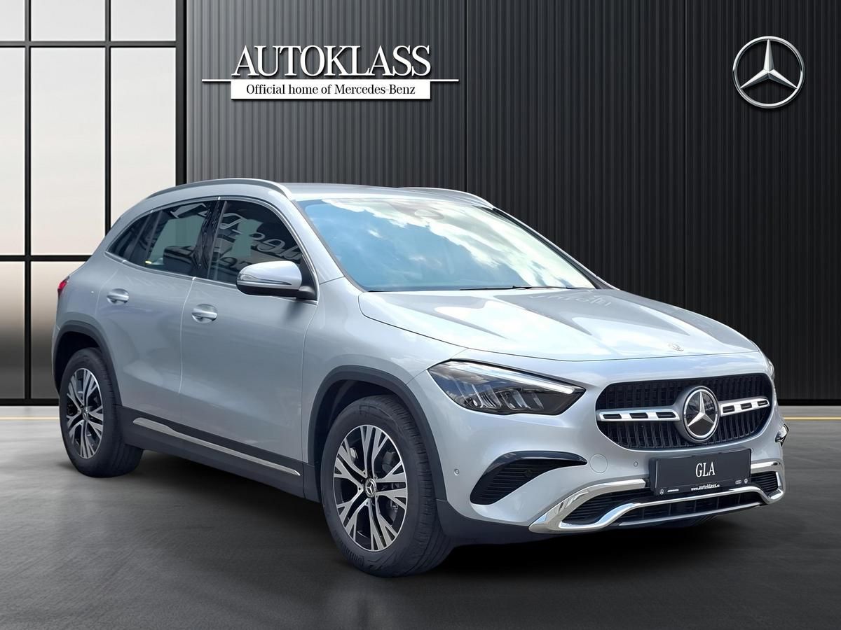 MERCEDES-BENZ GLA 180