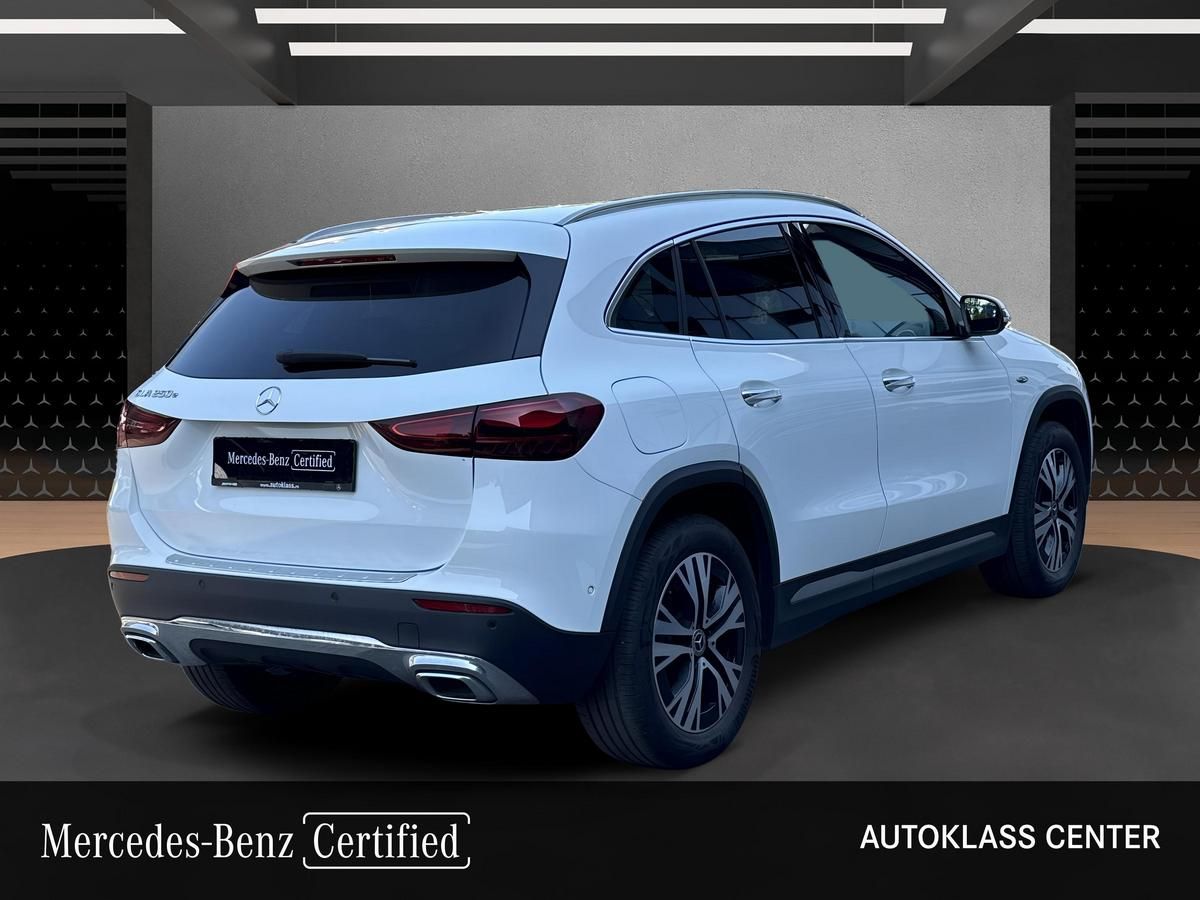 MERCEDES-BENZ GLA GLA 250 E