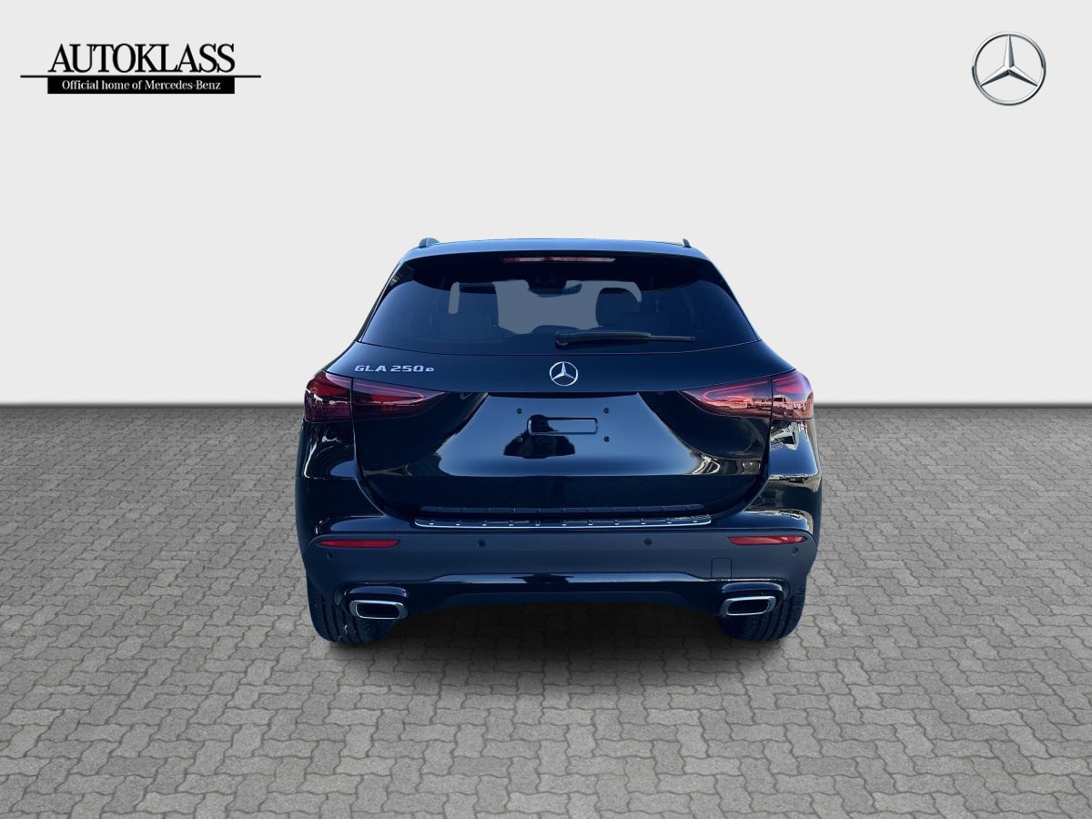MERCEDES-BENZ GLA GLA 250 E