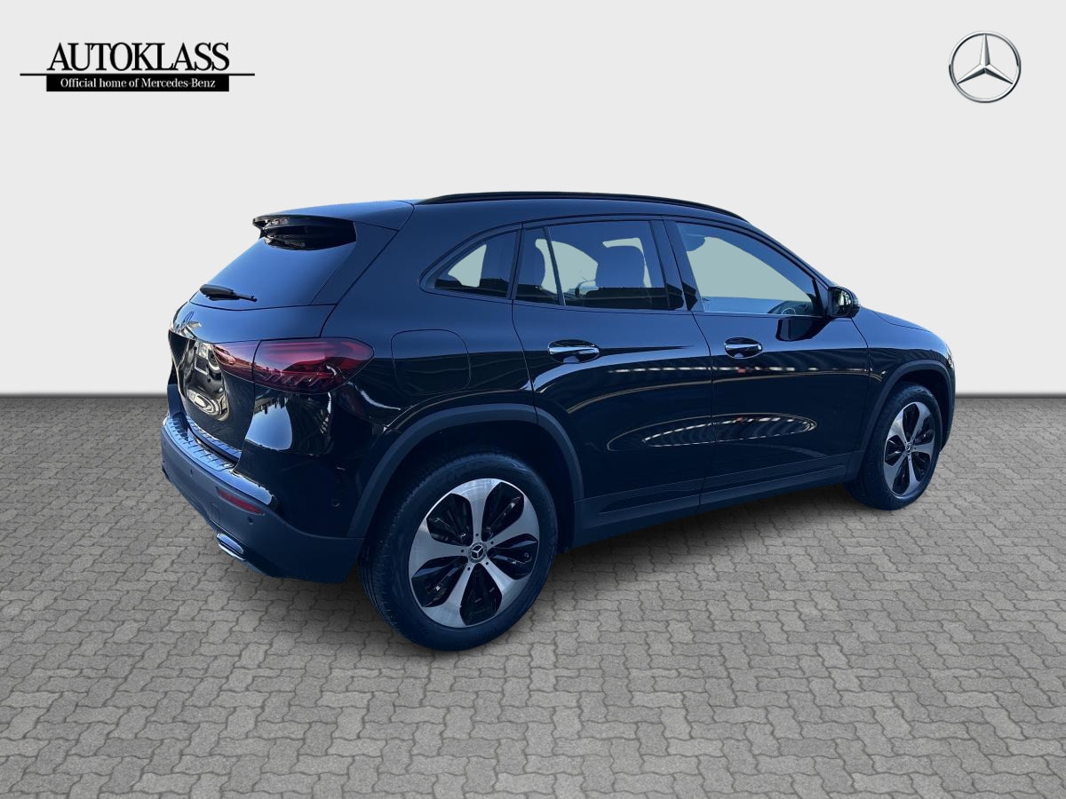 MERCEDES-BENZ GLA GLA 250 E