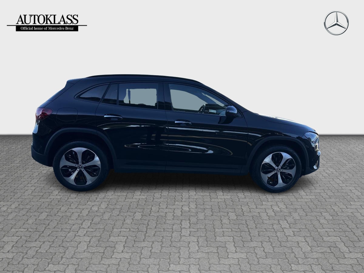 MERCEDES-BENZ GLA GLA 250 E