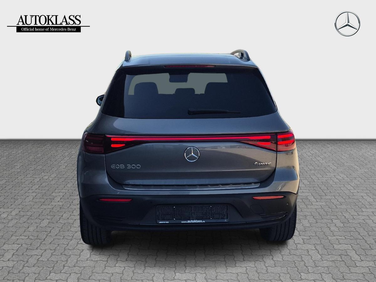 MERCEDES-BENZ EQB EQB 300 4MATIC