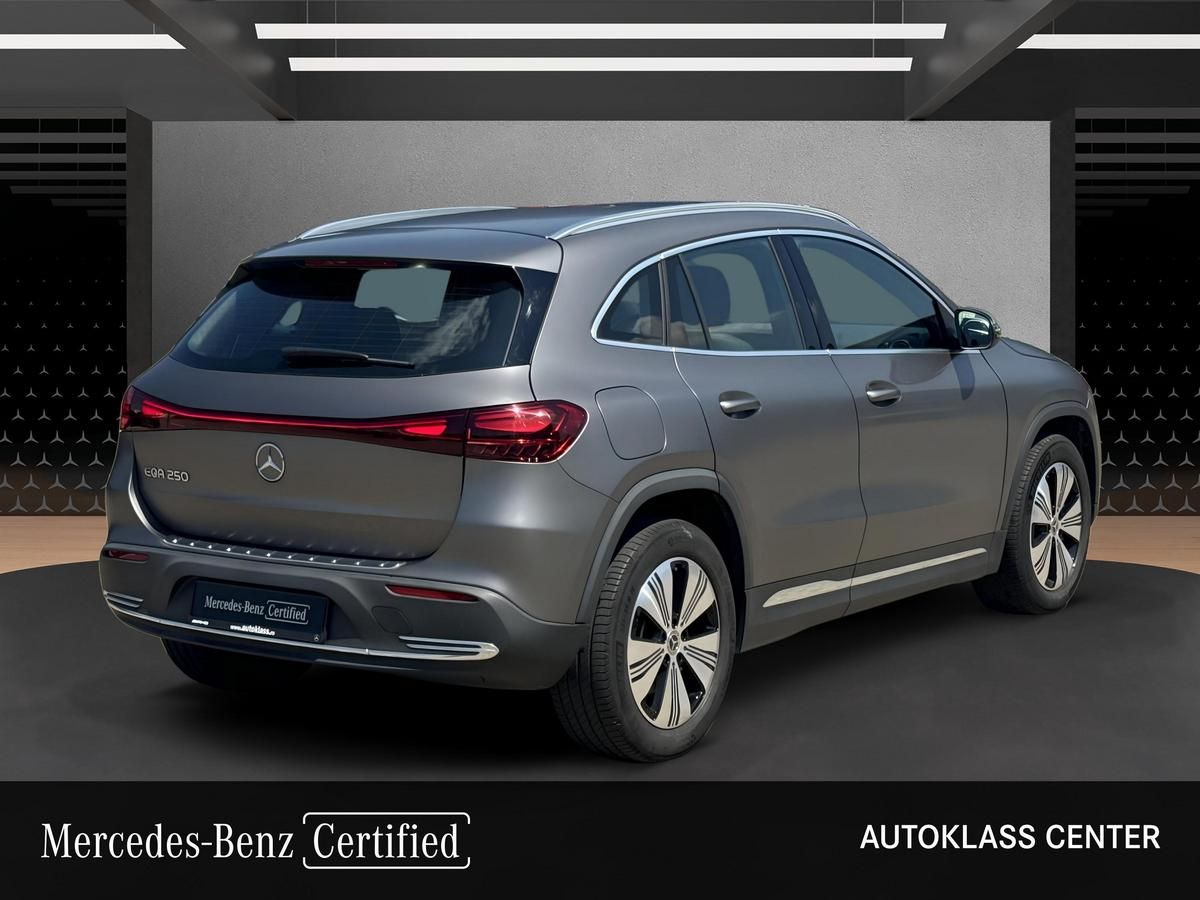 MERCEDES-BENZ EQA EQA 250