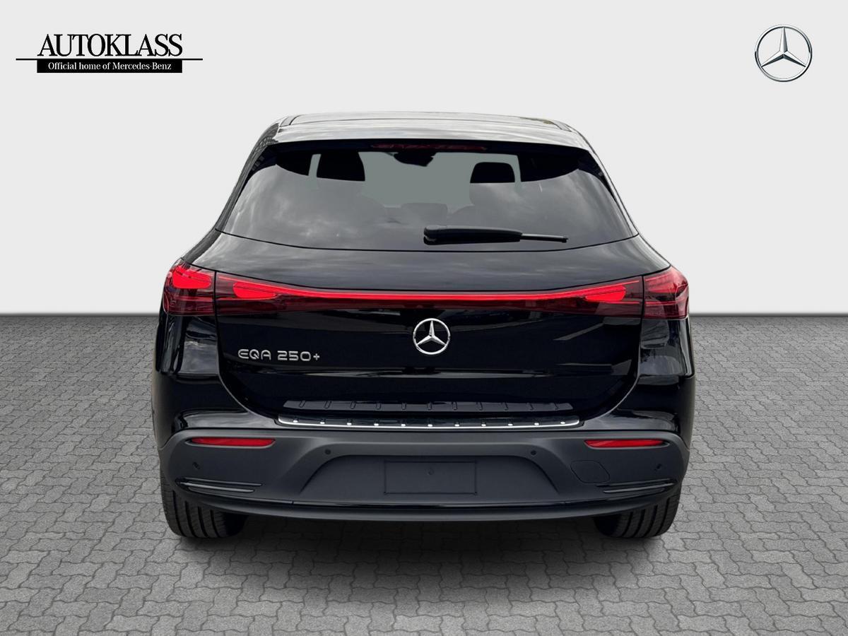 MERCEDES-BENZ EQA 250+