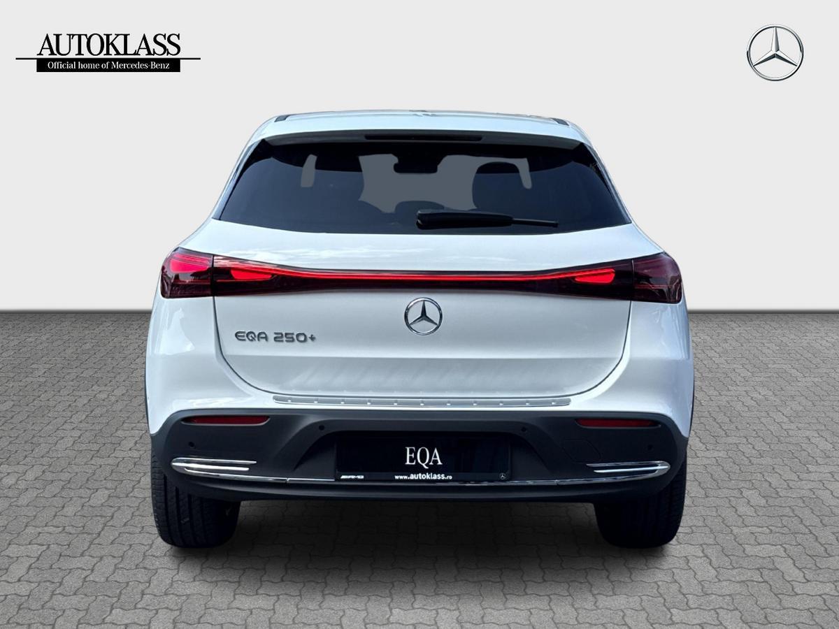 MERCEDES-BENZ EQA 250+