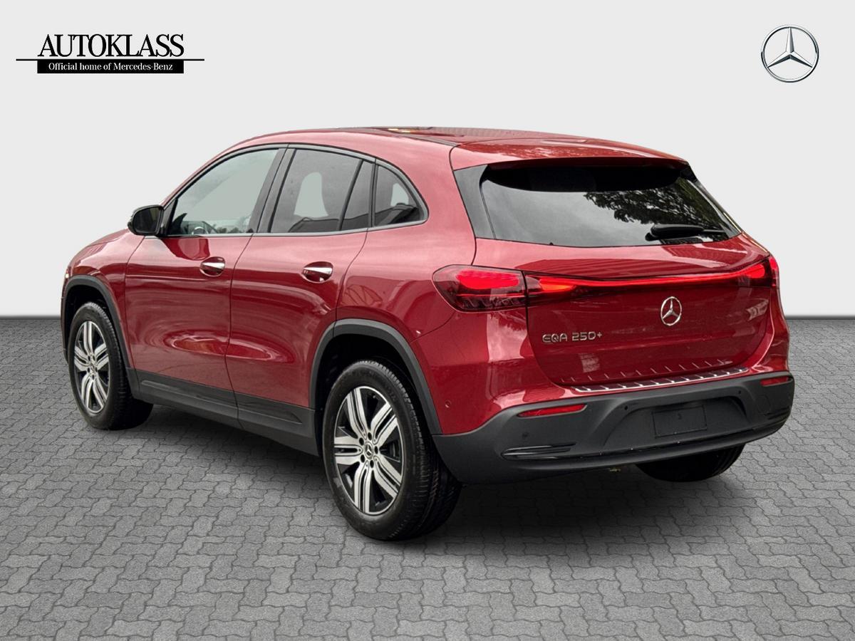 MERCEDES-BENZ EQA EQA 250+