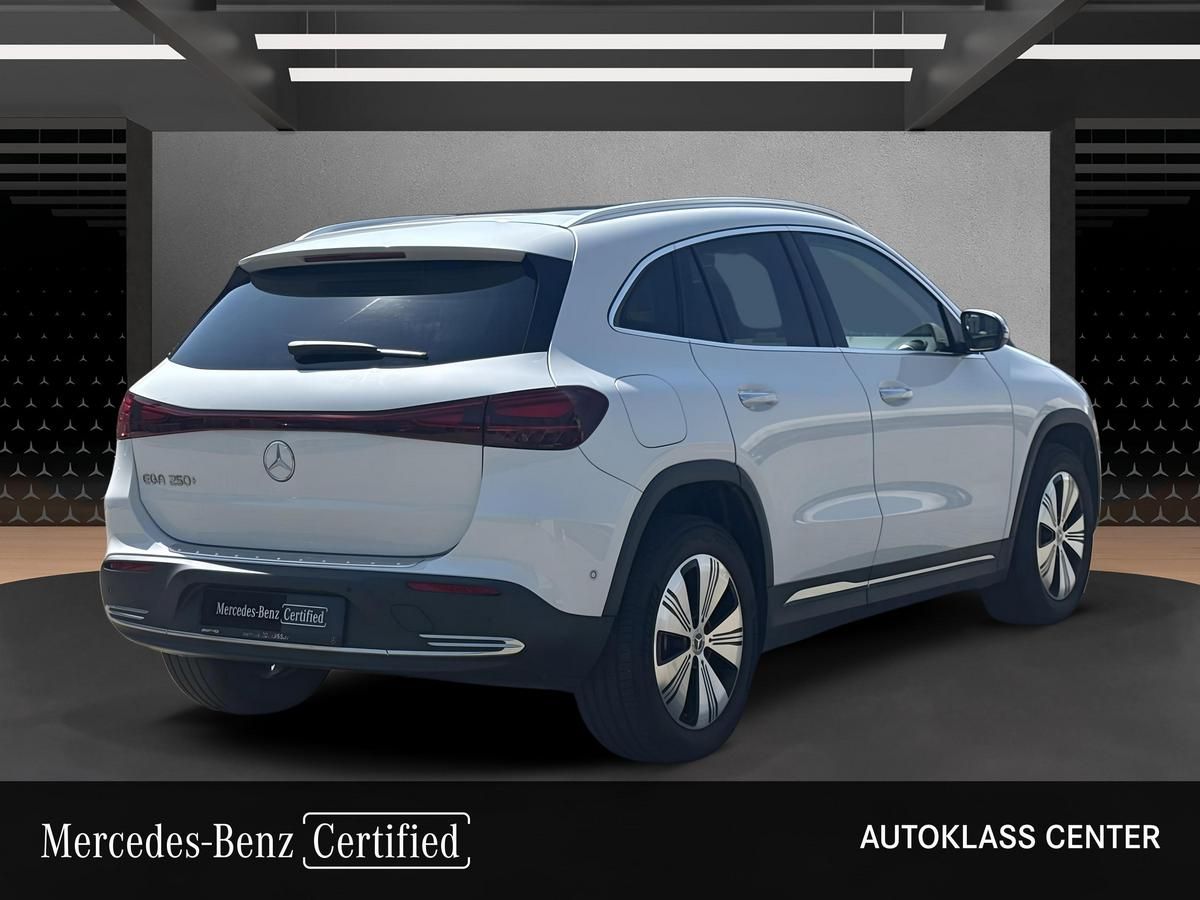 MERCEDES-BENZ EQA EQA 250+