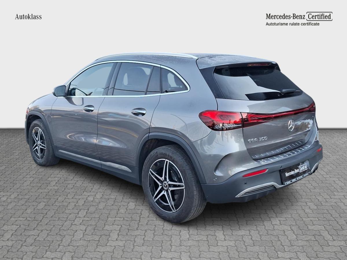 MERCEDES-BENZ EQA EQA 300 4MATIC