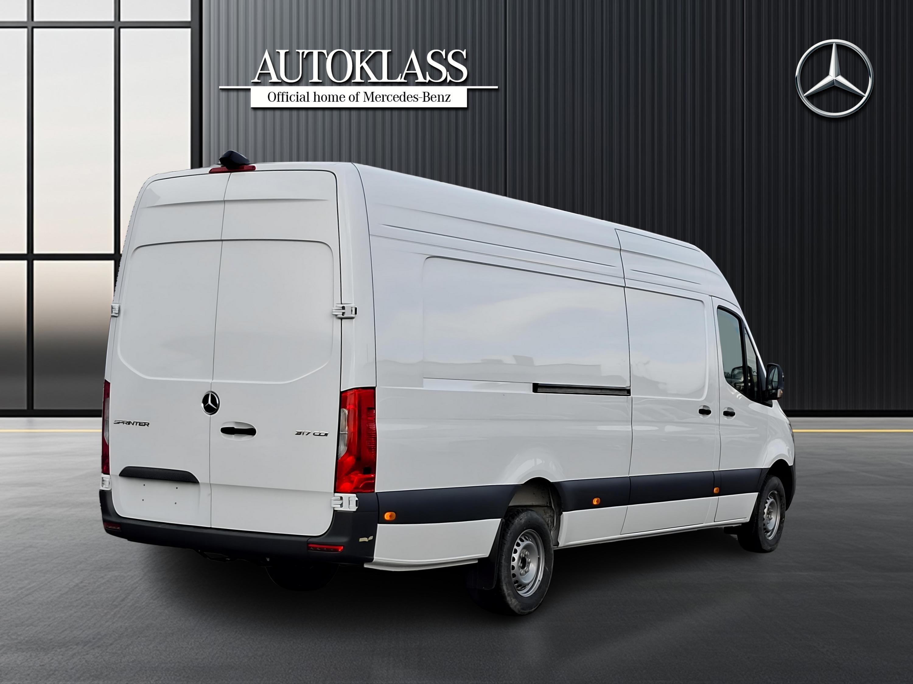 MERCEDES-BENZ Sprinter 317 CDI Furgon Extra-lung PRO