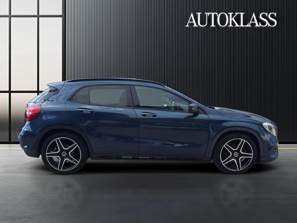 MERCEDES-BENZ GLA GLA 220 D 4MATIC