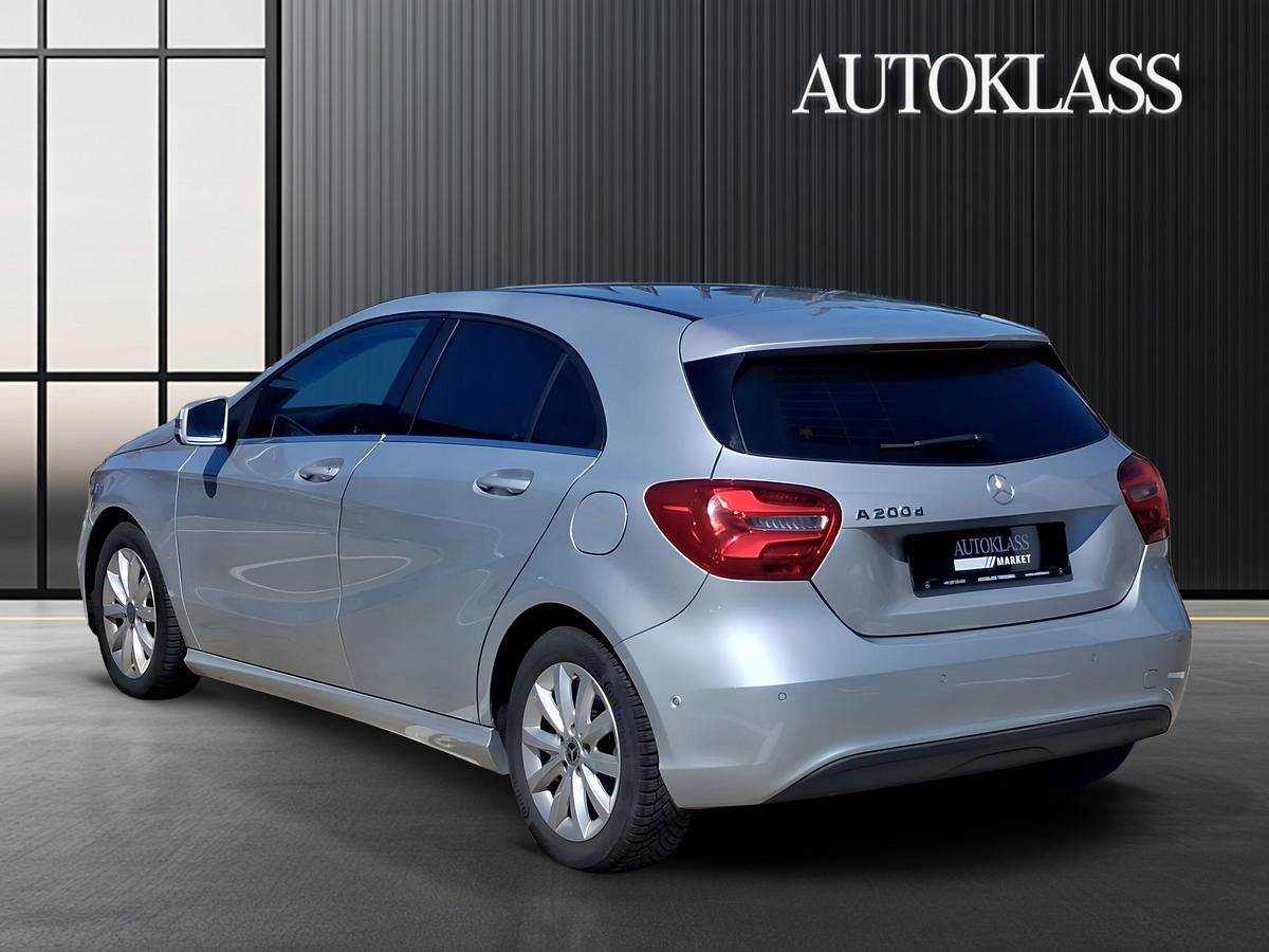 MERCEDES-BENZ CLASA A A 200 D