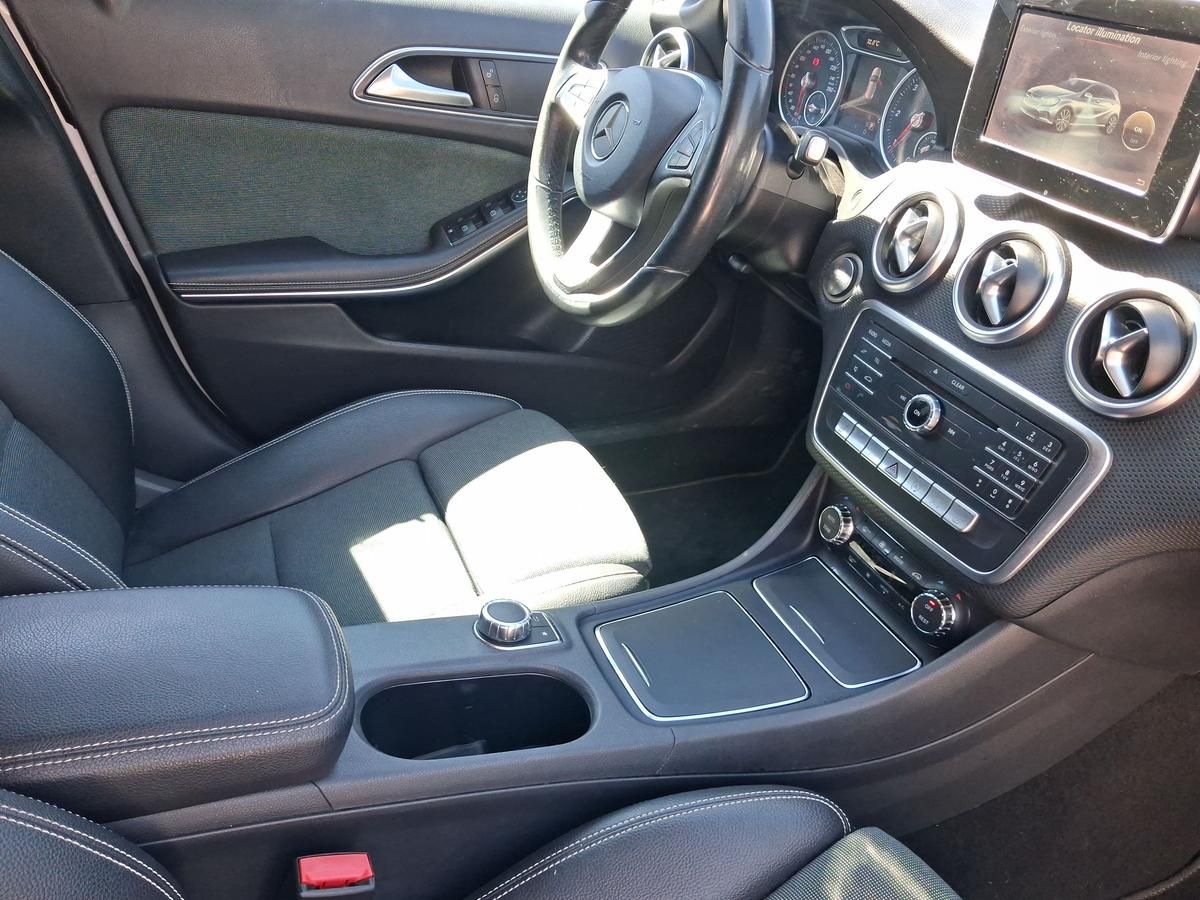 MERCEDES-BENZ CLASA A A 200 D