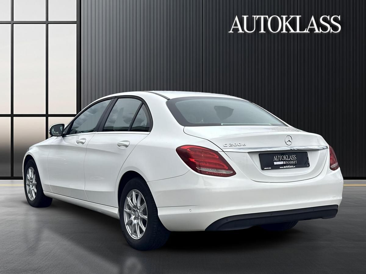 MERCEDES-BENZ CLASA C C 200 D