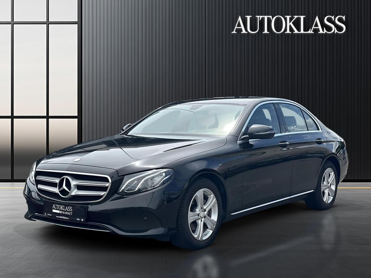 MERCEDES-BENZ CLASA E E 220 D Limuzina