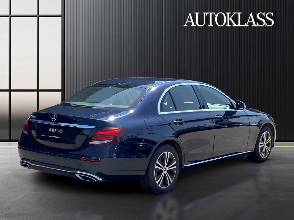 MERCEDES-BENZ CLASA E E 200 D Limuzina