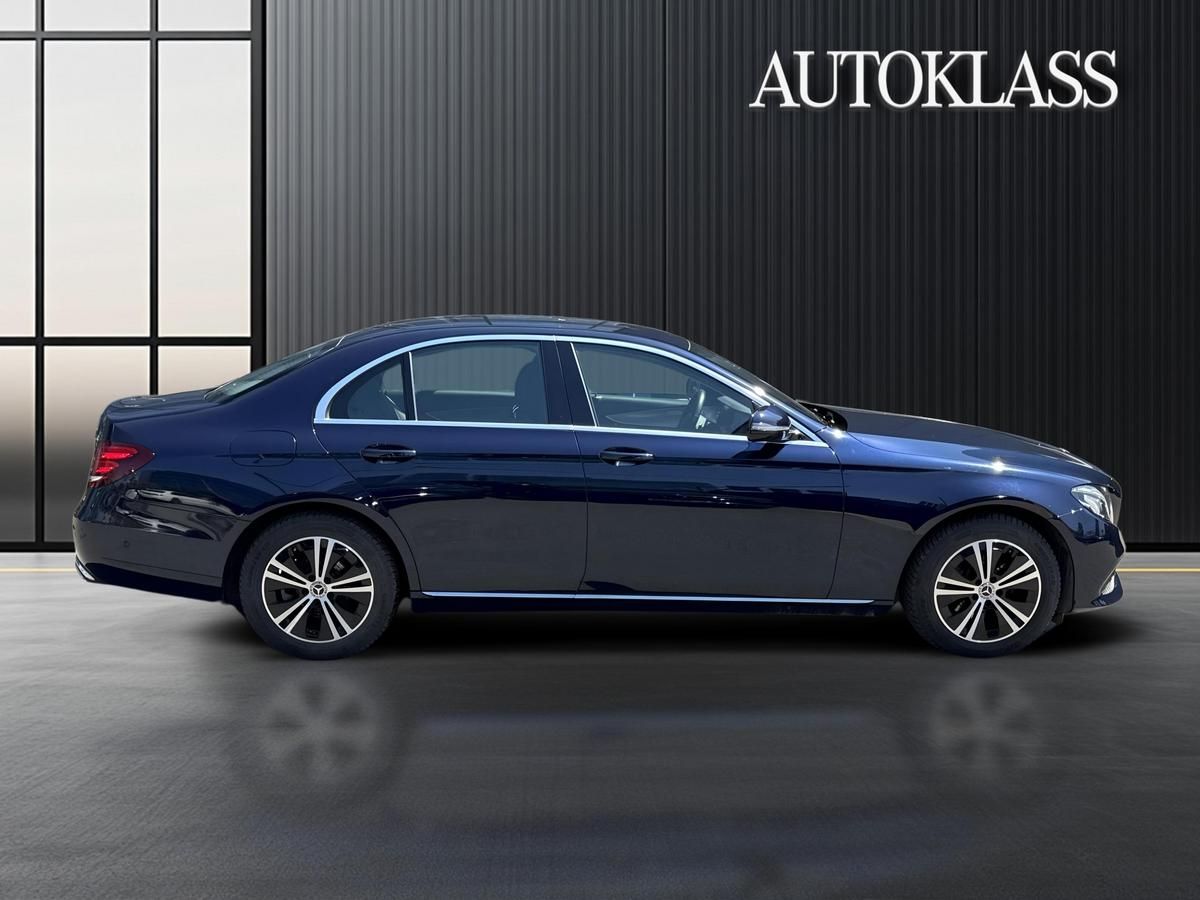 MERCEDES-BENZ CLASA E E 200 D Limuzina