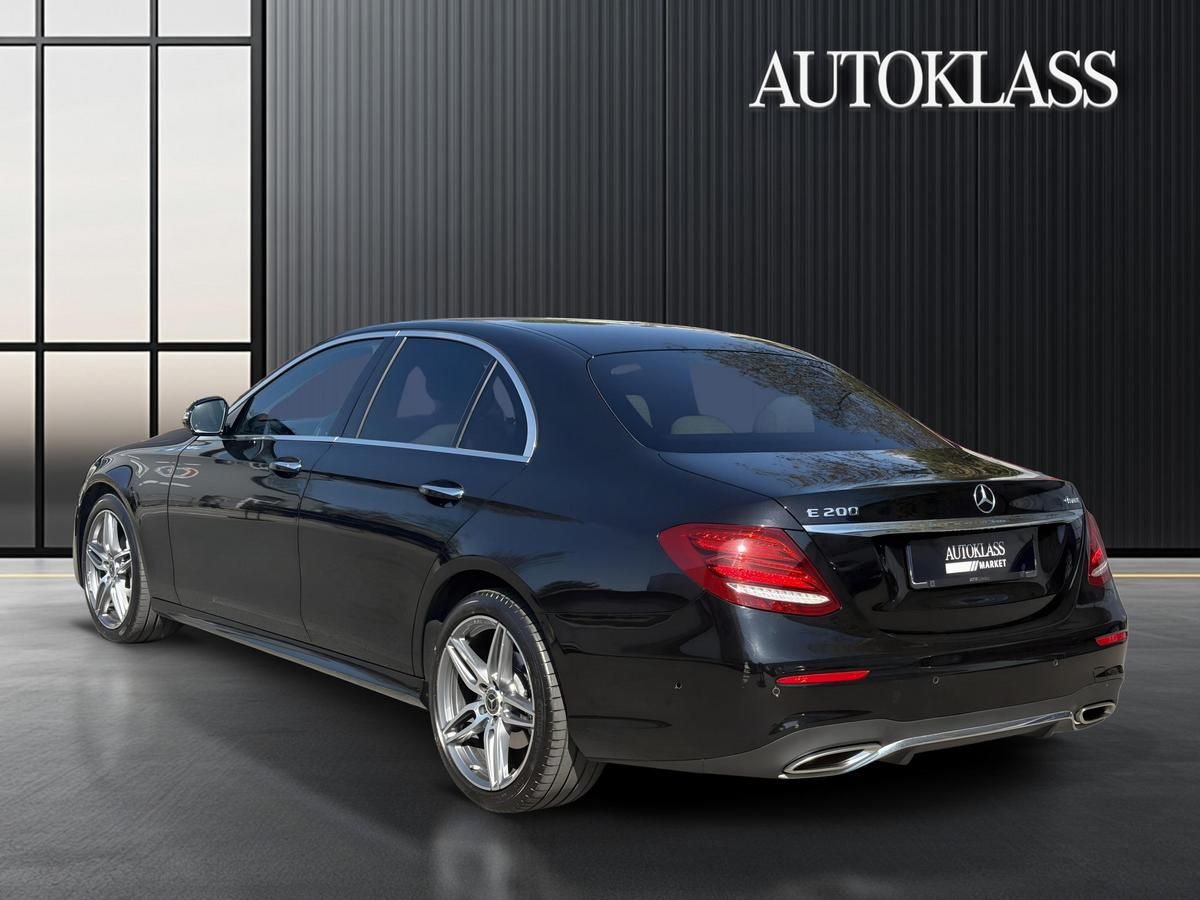 MERCEDES-BENZ CLASA E E 200 4MATIC Limuzina
