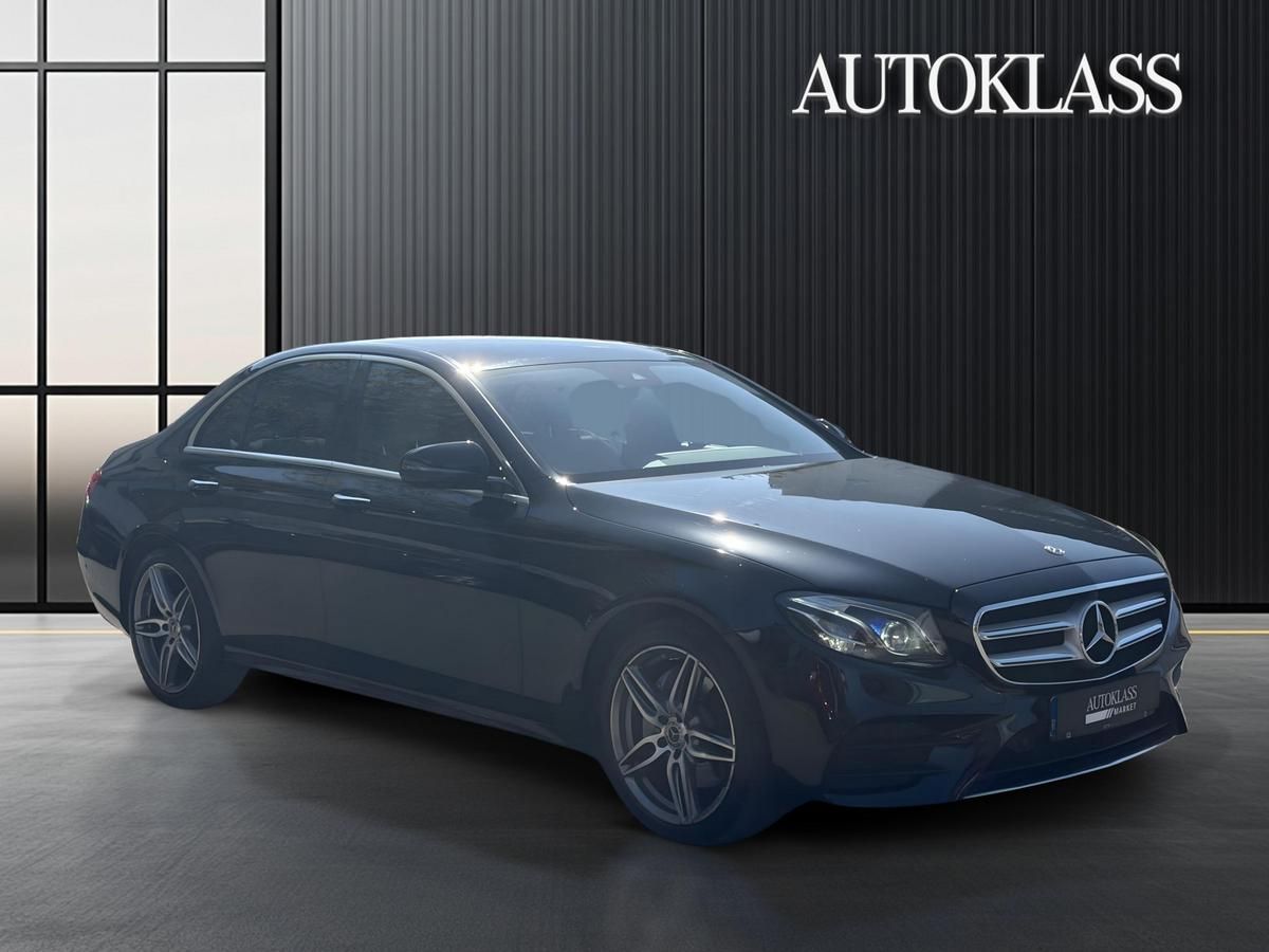 MERCEDES-BENZ CLASA E E 200 4MATIC Limuzina