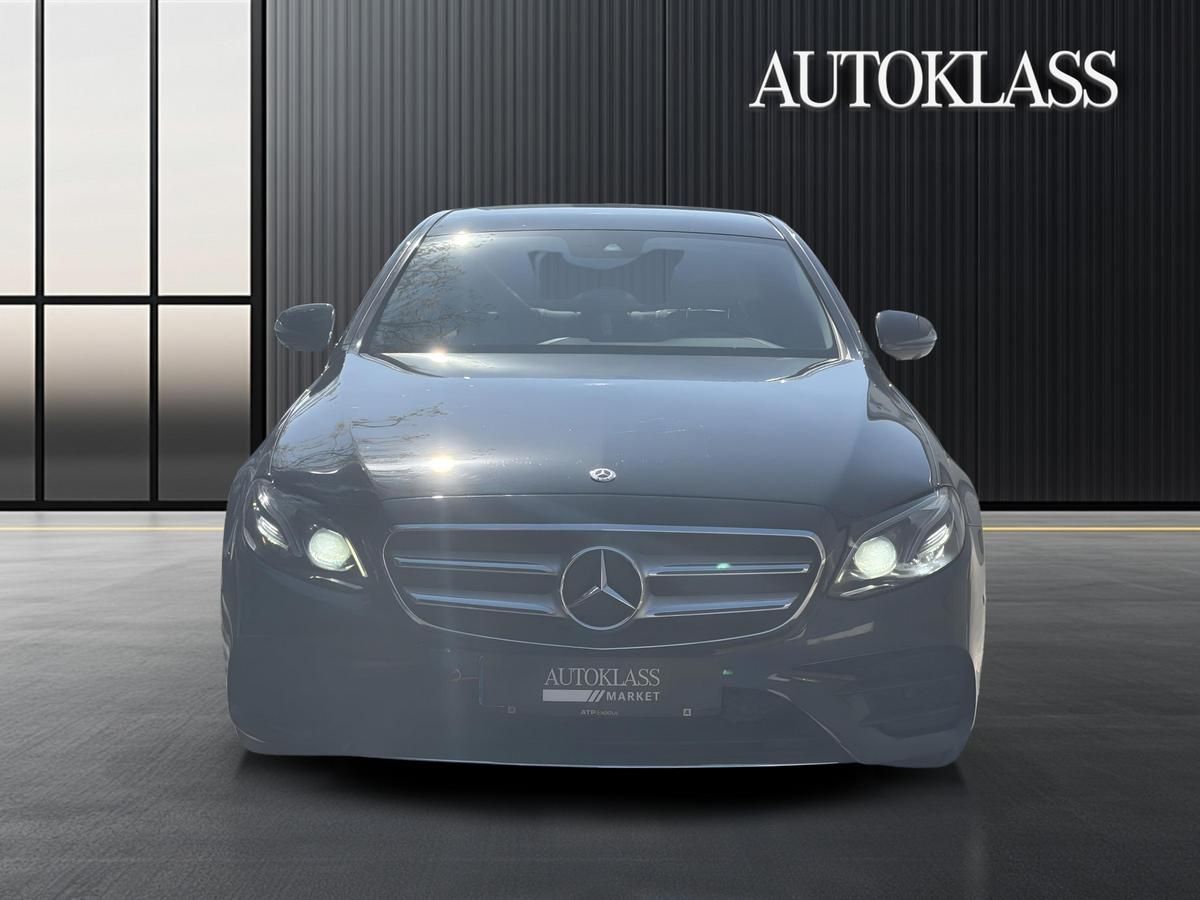 MERCEDES-BENZ CLASA E E 200 4MATIC Limuzina