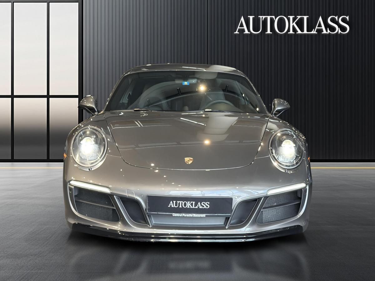 PORSCHE 911 PORSCHE 911 CARRERA 4 GTS