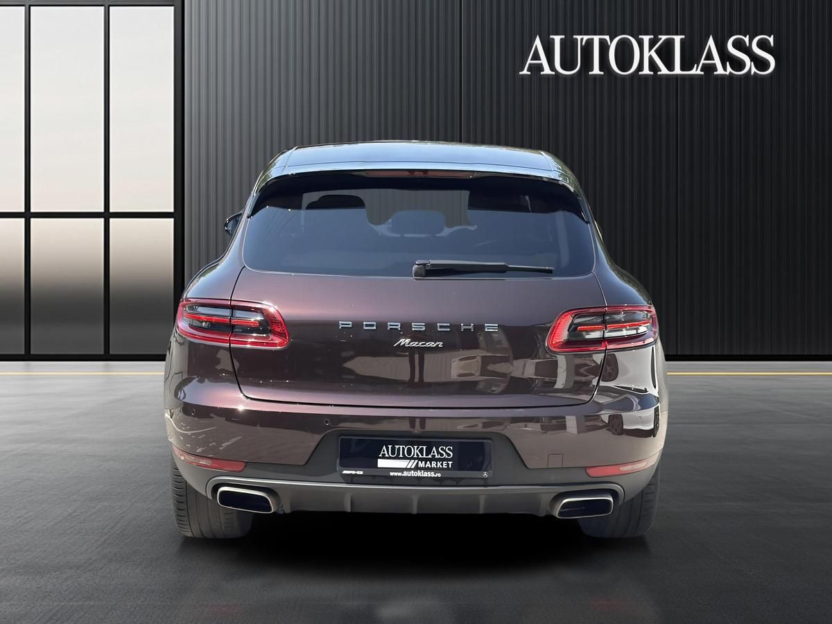 PORSCHE MACAN PORSCHE MACAN