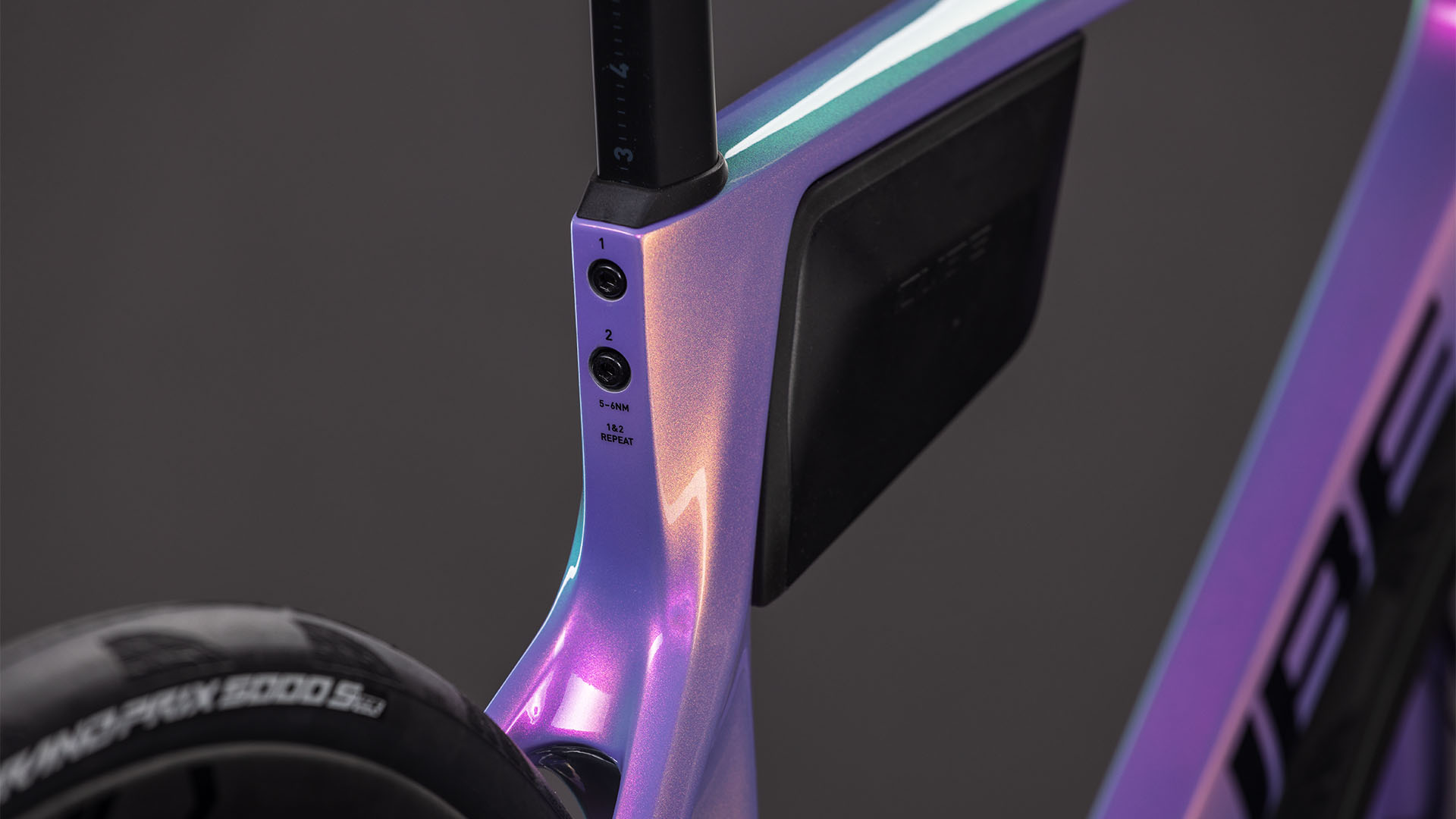 BICICLETA CUBE AGREE C:62 SLX COSMICPURPLE BLACK 2026 53 cm [2]