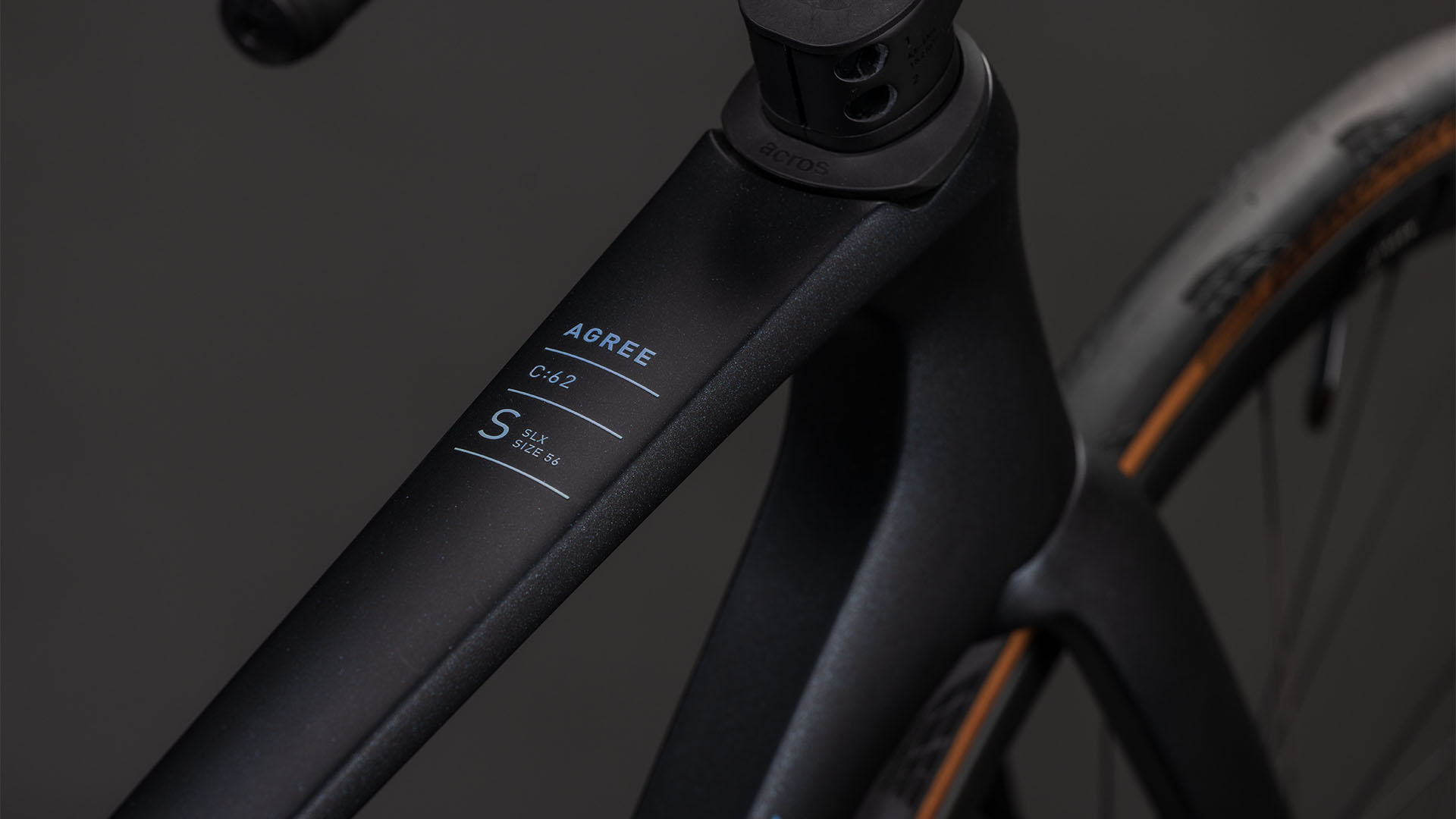 BICICLETA CUBE AGREE C:62 SLX NIGHTSHIFT PRISM 2026 60 cm [1]