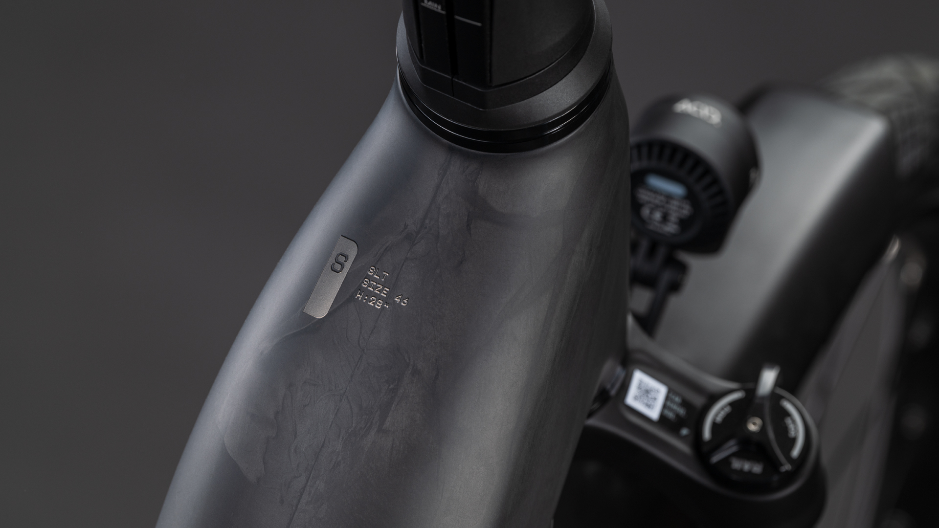 BICICLETA CUBE KATHMANDU HYBRID ONE11 HPC SLT 800 EASY ENTRY CARBON SILVERDUST 2026 54 cm [1]