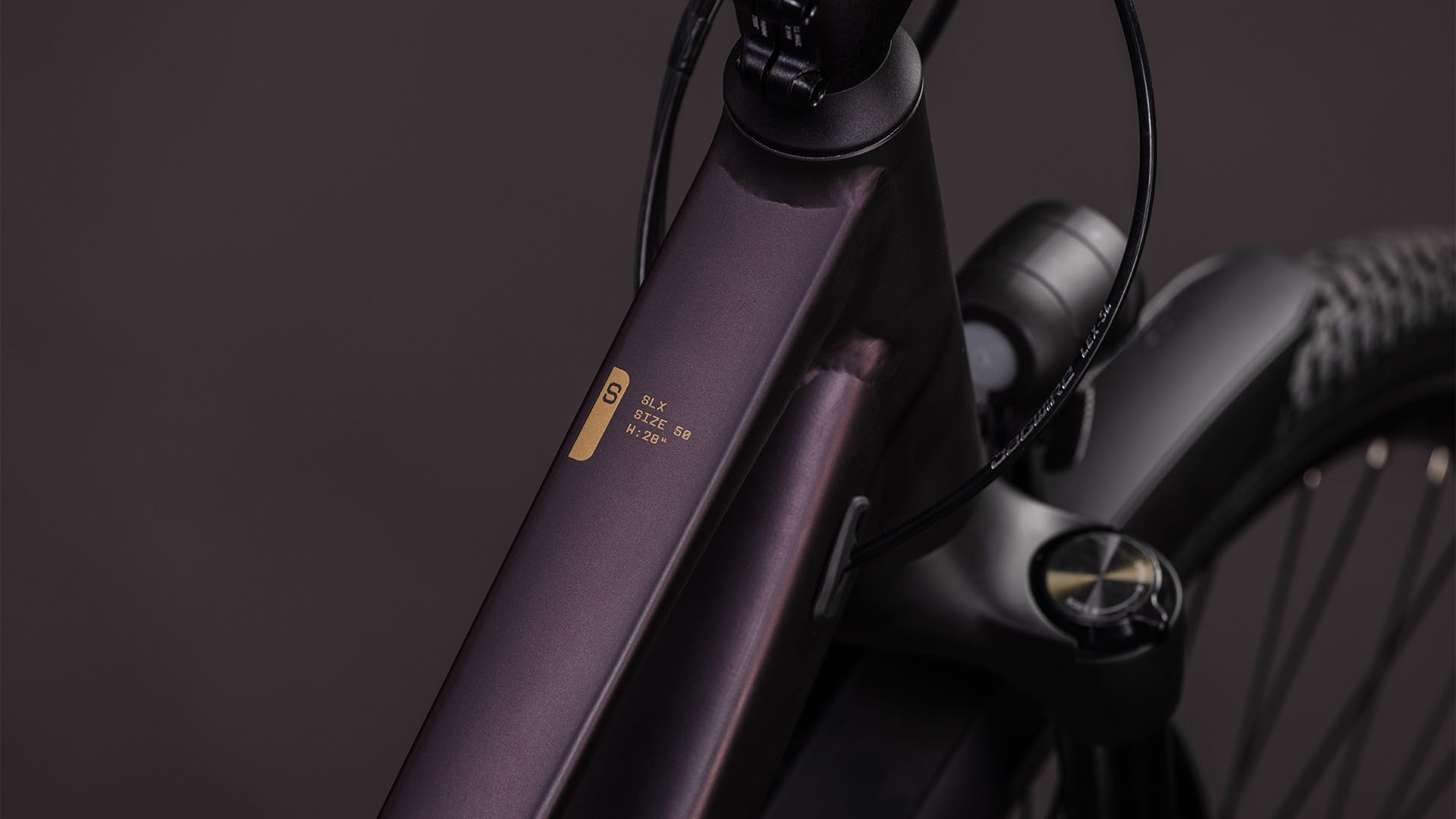 BICICLETA CUBE KATHMANDU SLX TRAPEZE SOLARECLIPSE GOLD 2026 46 cm [1]