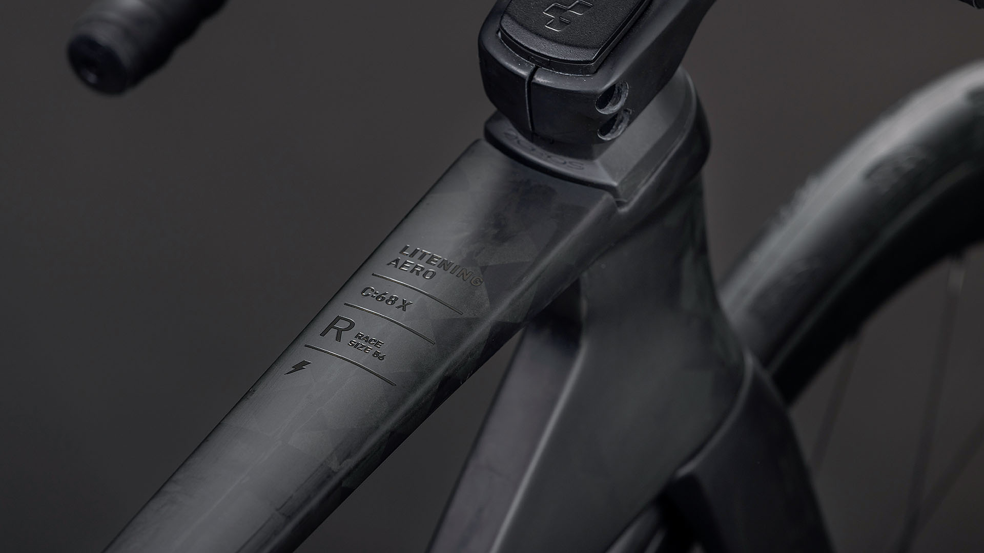 BICICLETA CUBE LITENING AERO C:68X RACE BLACKLINE 2026 56 cm [1]