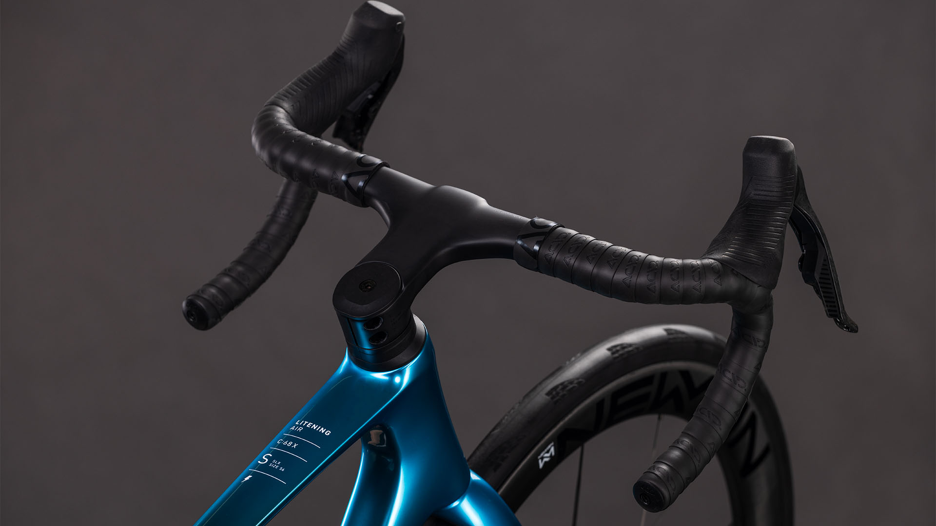 BICICLETA CUBE LITENING AIR C:68X SLX CHROMEBLUE LIQUIDBLUE 2026 50 cm [2]