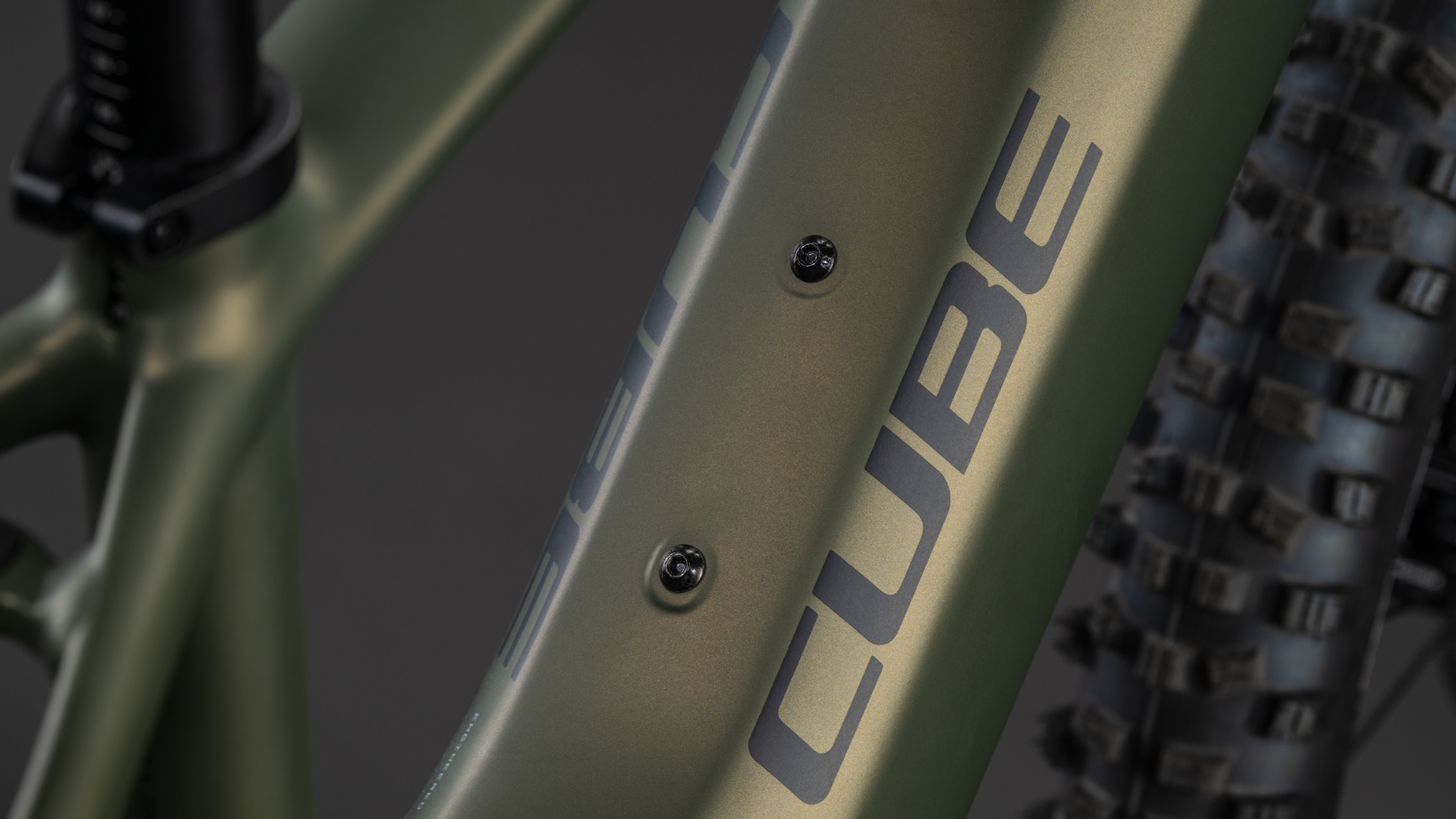 BICICLETA ELECTRICA CUBE ACID 240 HYBRID ROOKIE SLX 400X REEDGREEN MATRIX 2026 24inch [2]