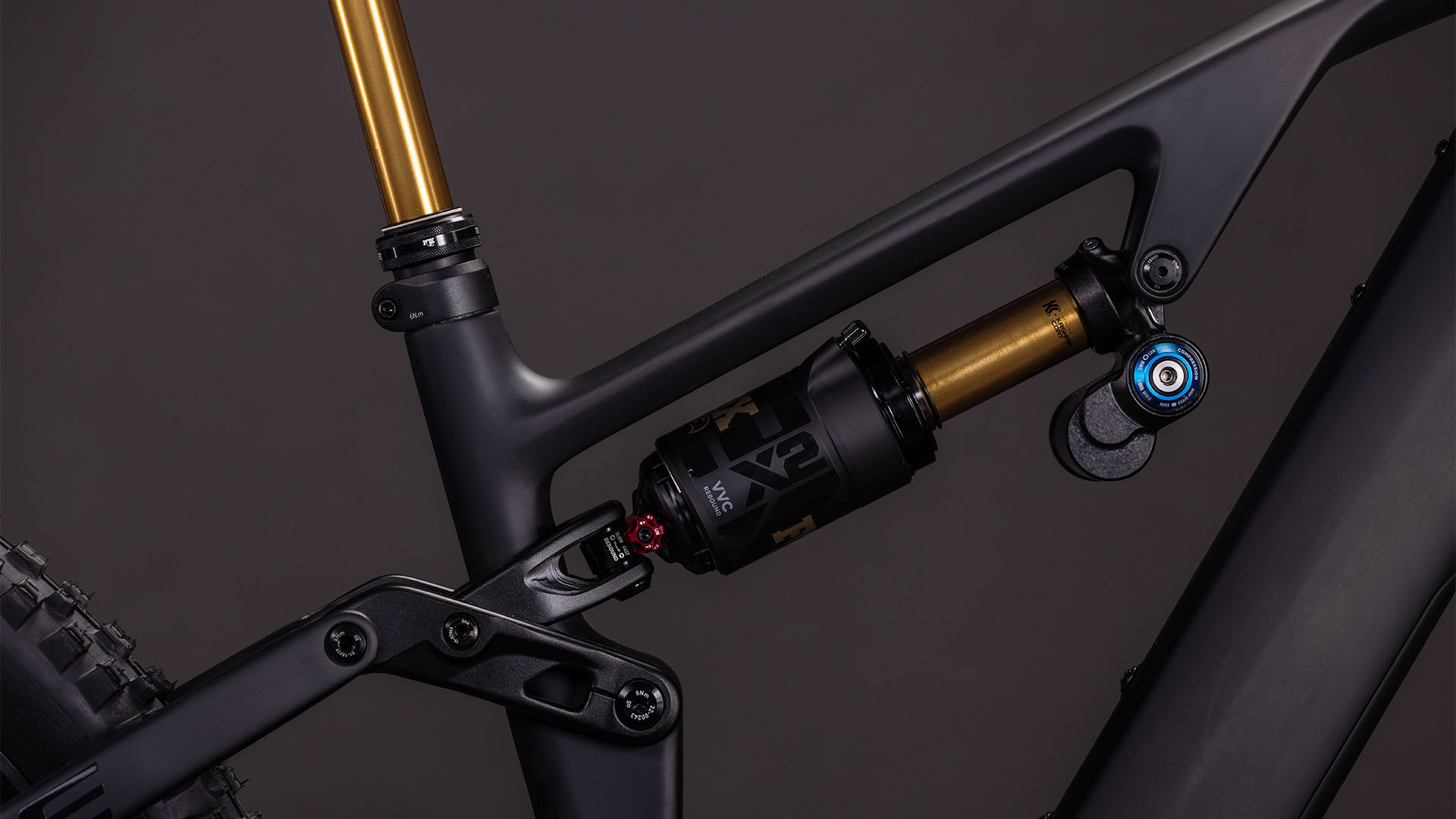 BICICLETA ELECTRICA CUBE AMS HYBRID 177 C:62 AT 600X CARBON GOLD 2026 XL [2]