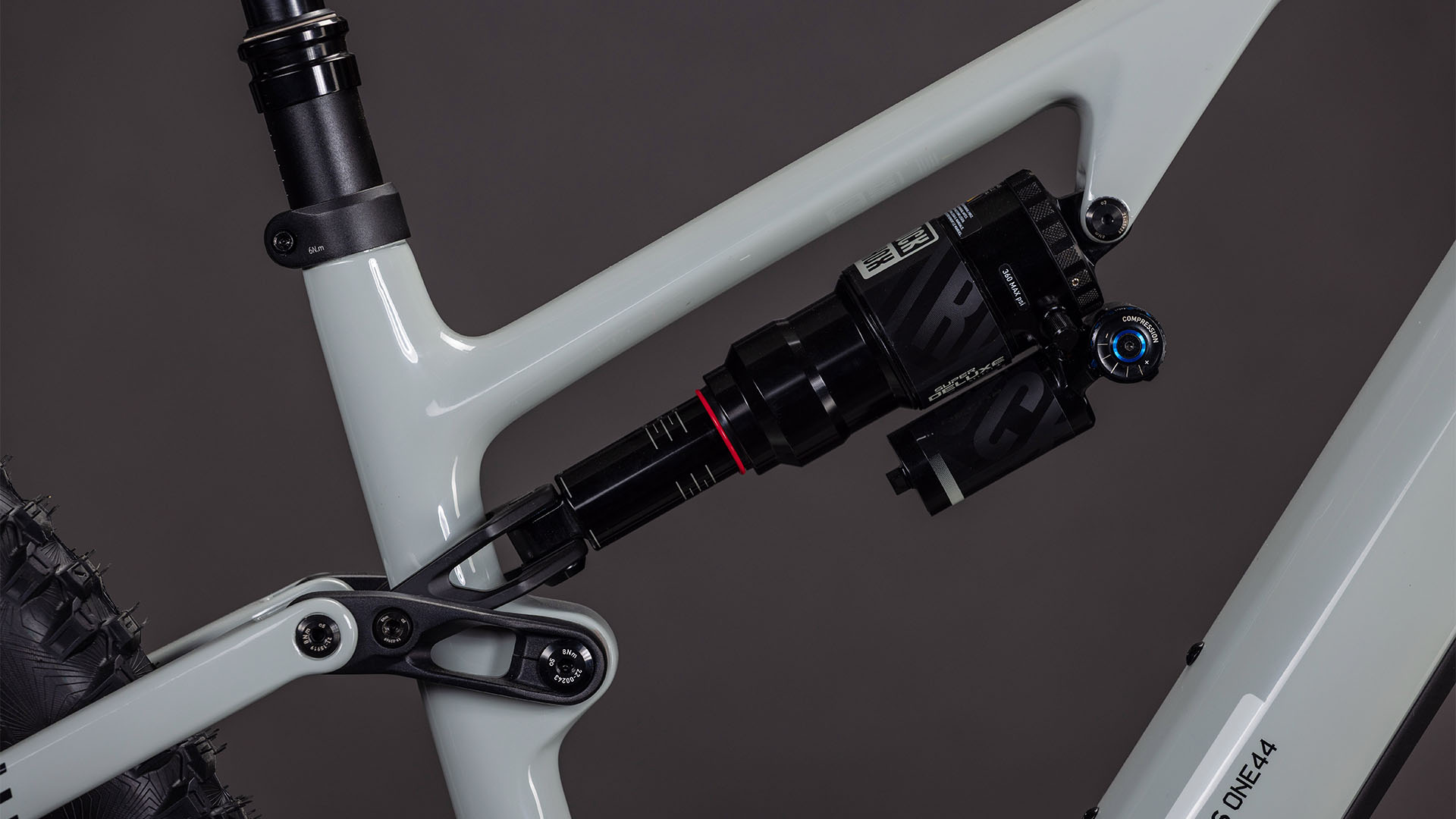 BICICLETA ELECTRICA CUBE AMS HYBRID ONE44 C:62 RACE 400X REEDBEIGE BLACK 2026 XL [2]