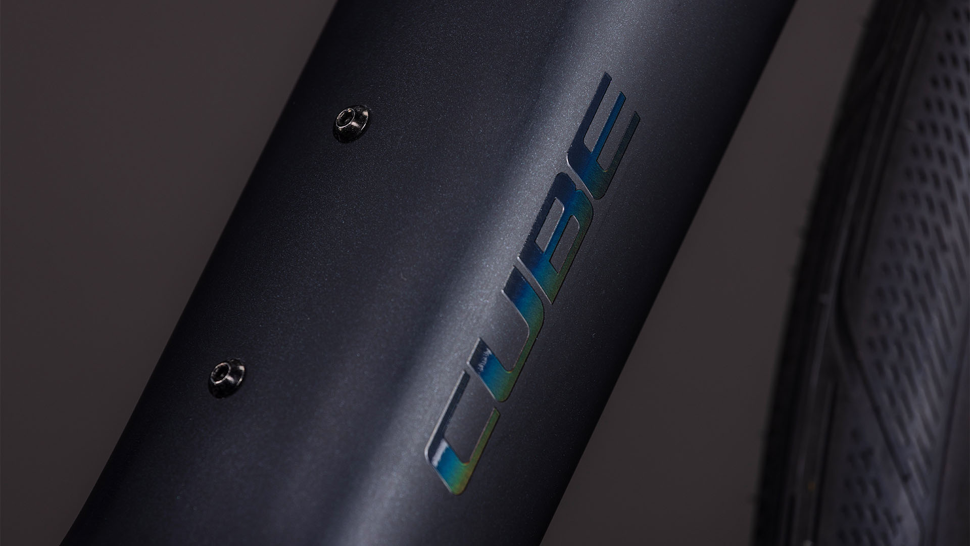 BICICLETA ELECTRICA CUBE EDITOR HYBRID PRO 400X COAL PRISM 2026 58 cm [3]