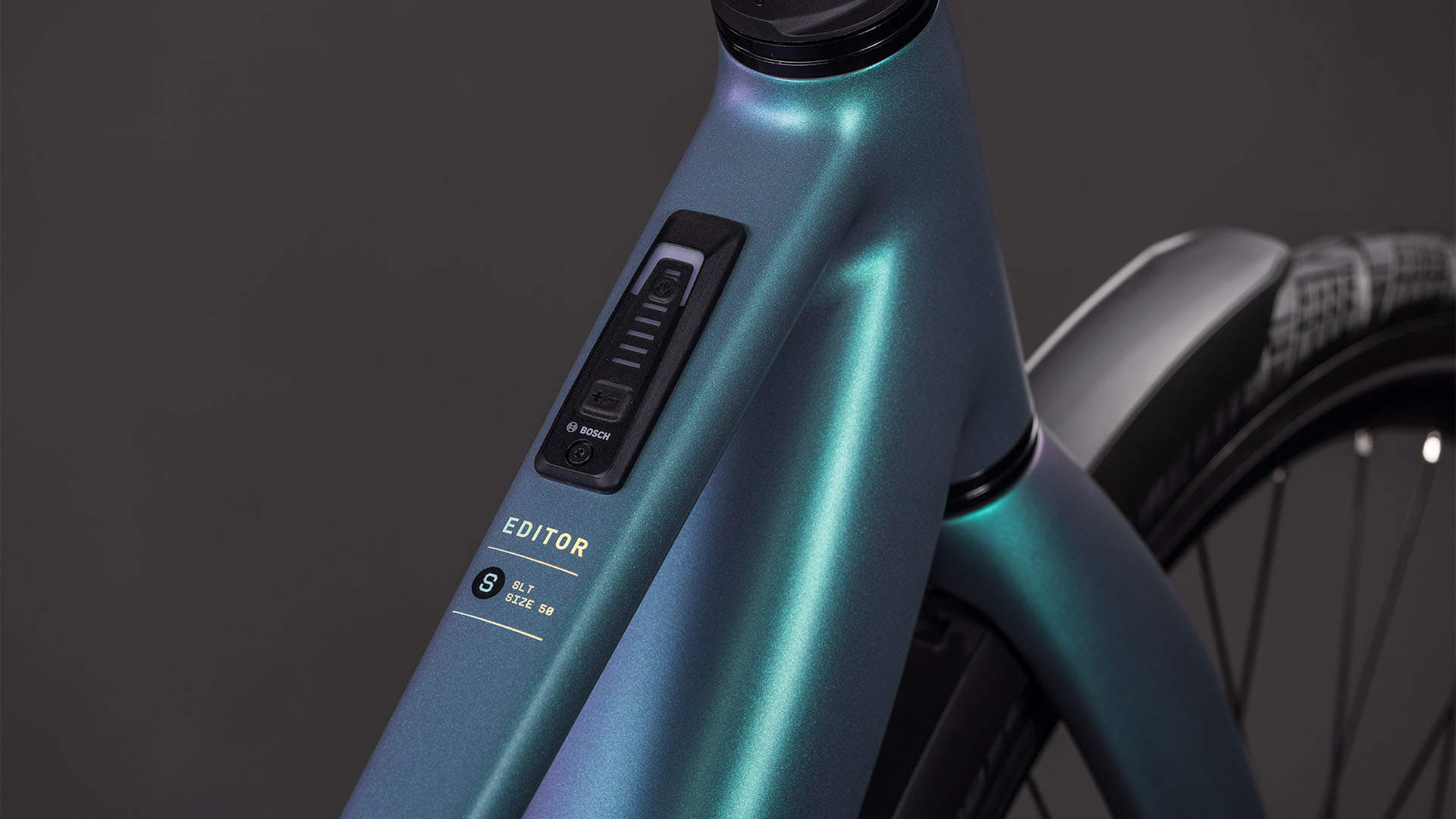 BICICLETA ELECTRICA CUBE EDITOR HYBRID SLT 400X FE TRAPEZE SMARAGDGREY PRISM 2026 58 cm [1]