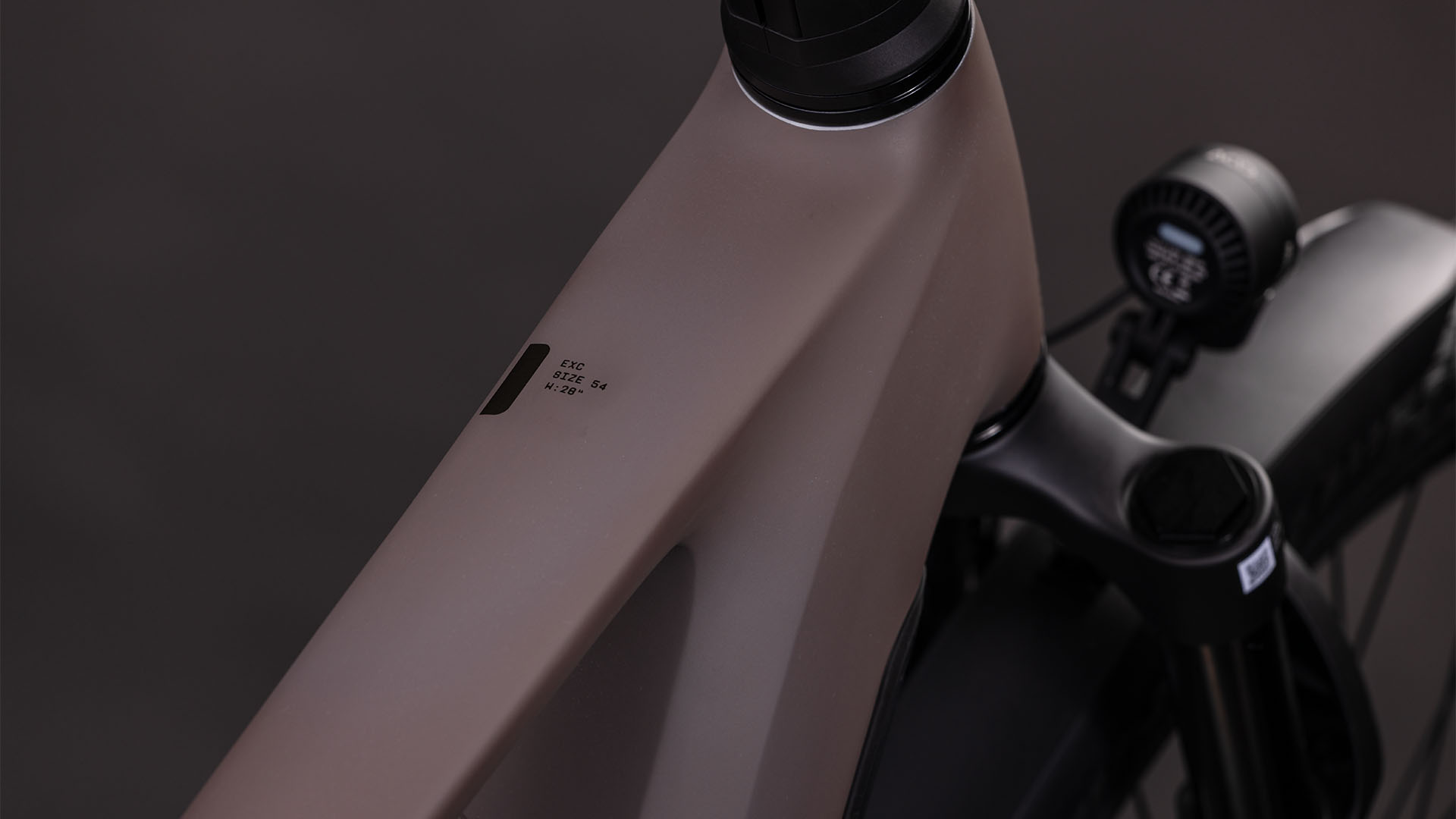 BICICLETA ELECTRICA CUBE KATHMANDU HYBRID EXC 800 CEDAR CHROME 2026 58 cm [1]