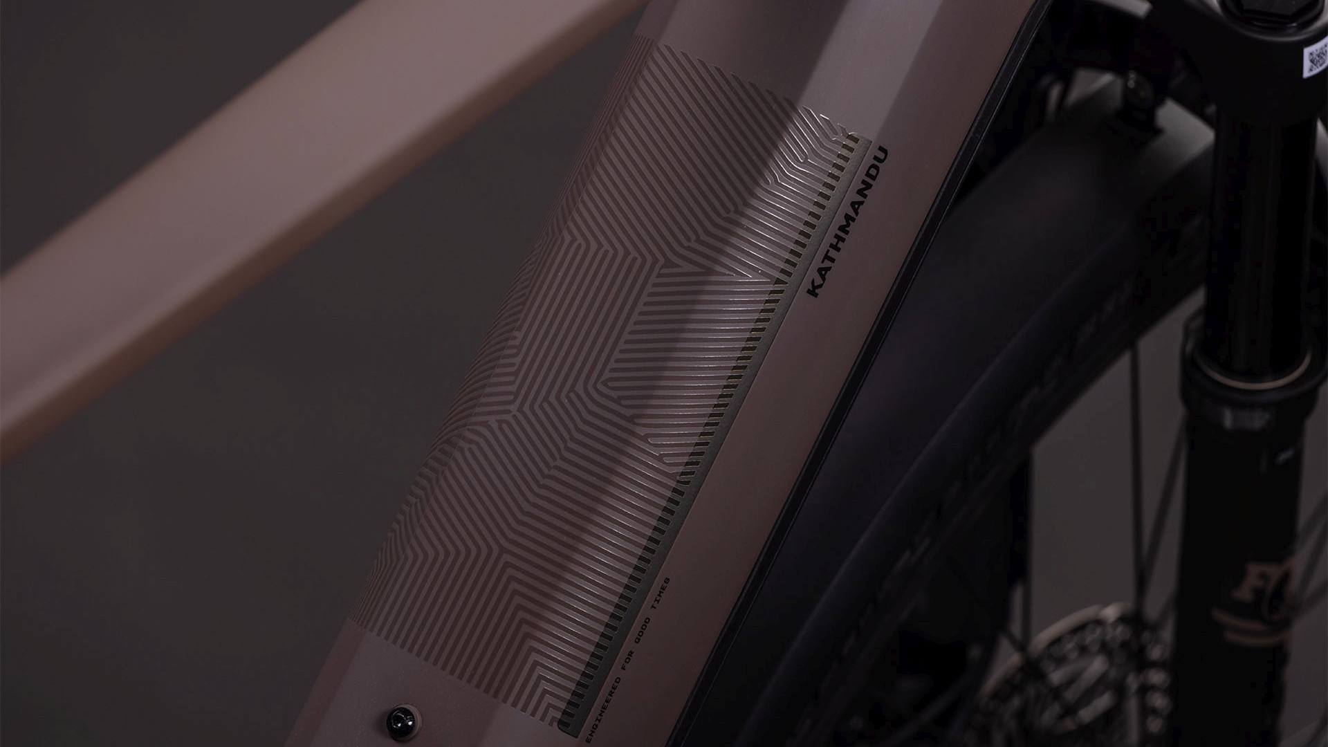 BICICLETA ELECTRICA CUBE KATHMANDU HYBRID EXC 800 CEDAR CHROME 2026 64cm [2]