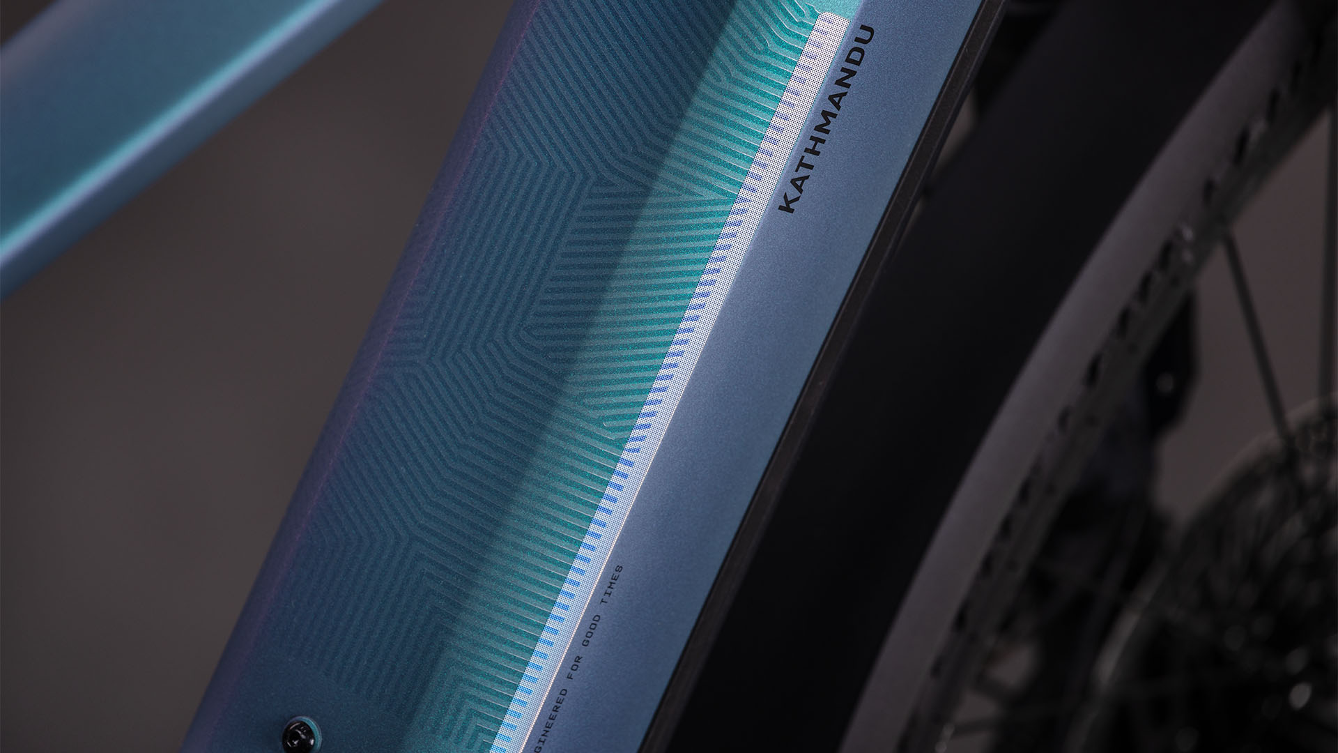 BICICLETA ELECTRICA CUBE KATHMANDU HYBRID EXC 800 SMARAGDGREY PRISM 2026 58 cm [2]