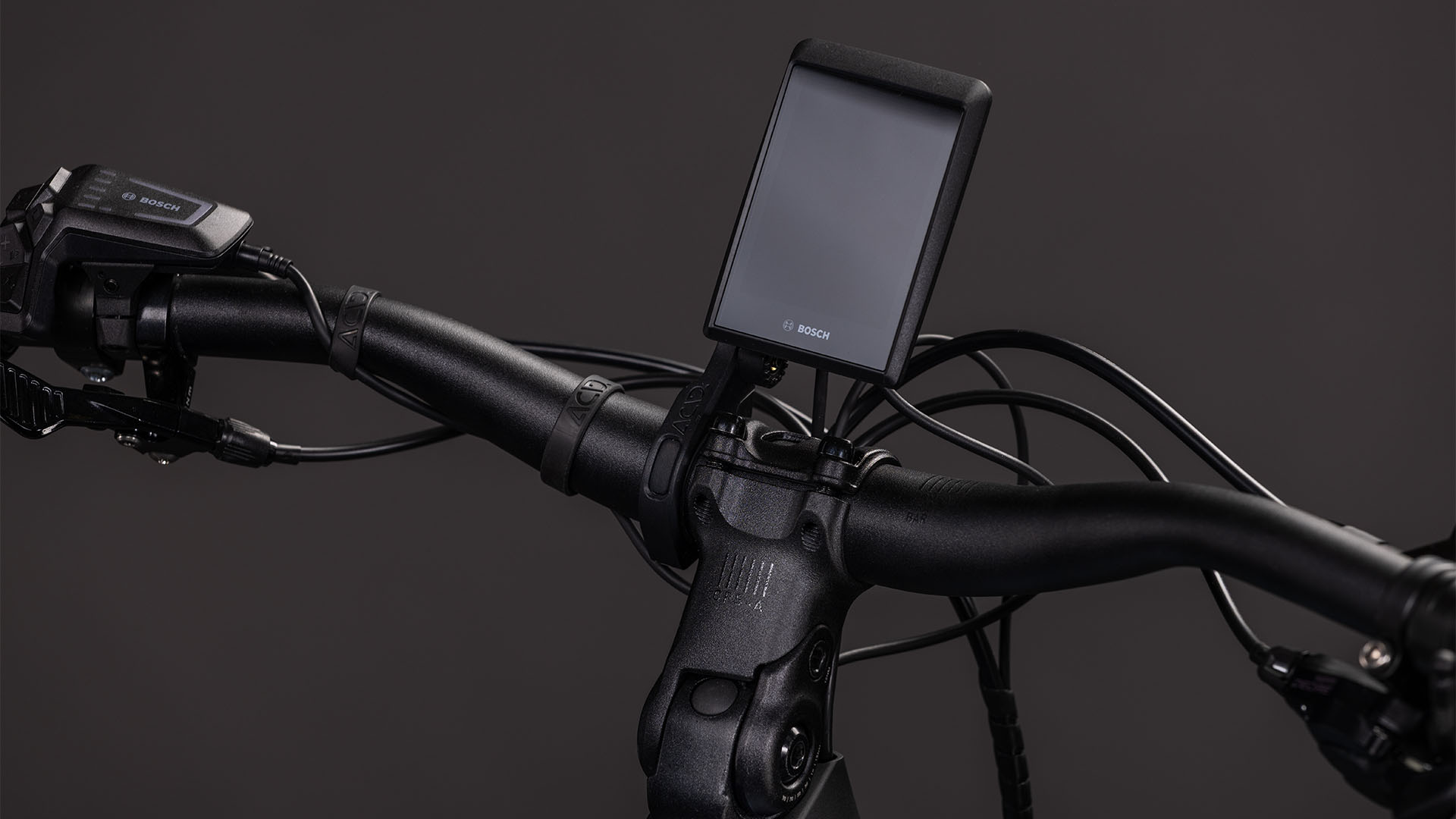 BICICLETA ELECTRICA CUBE KATHMANDU HYBRID EXC 800 TRAPEZE SMARAGDGREY PRISM 2026 50 cm [2]