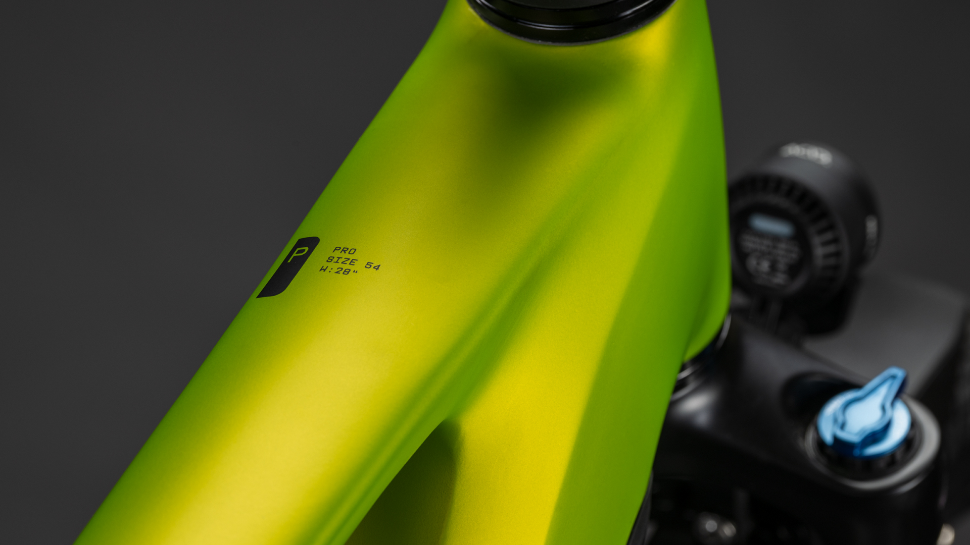 BICICLETA ELECTRICA CUBE KATHMANDU HYBRID PRO 800 LIZARD BLACK 2026 54 cm [1]