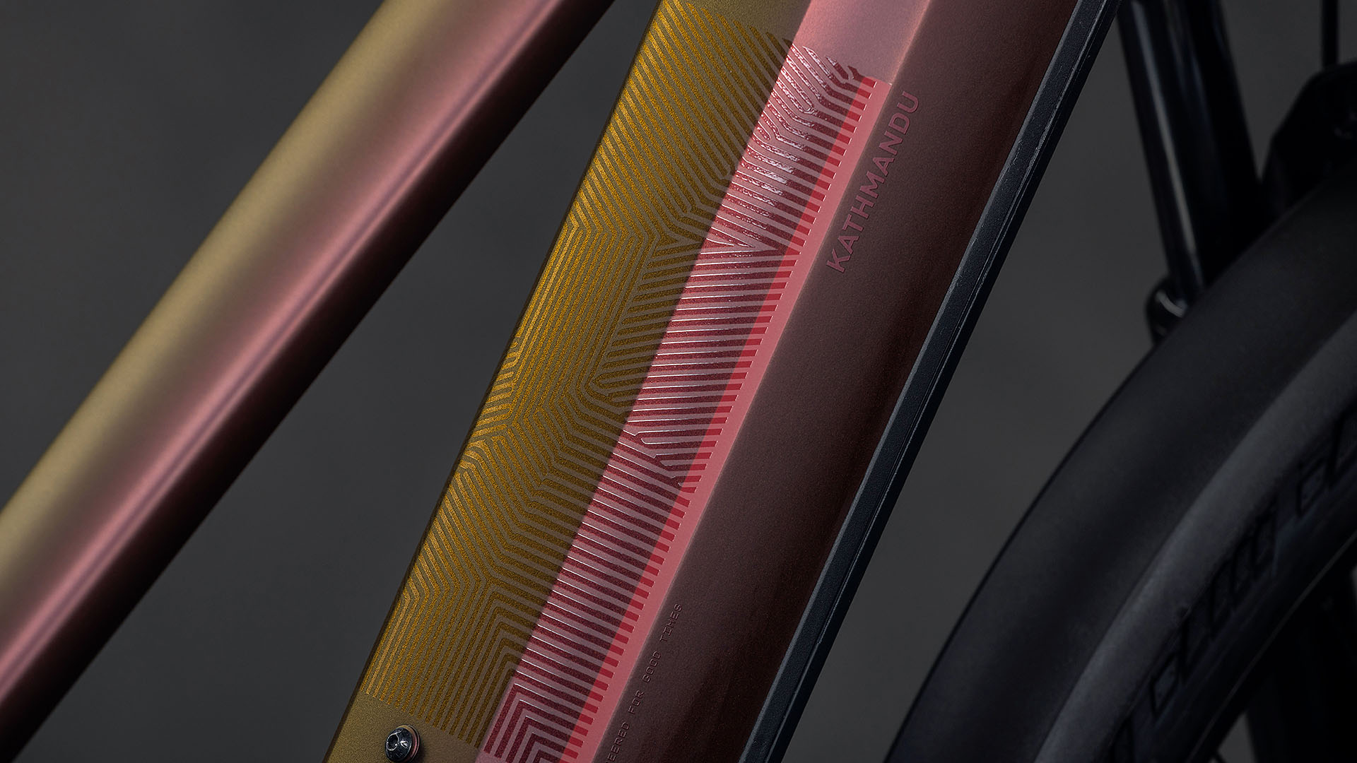 BICICLETA ELECTRICA CUBE KATHMANDU HYBRID PRO 800 TRAPEZE SUNGLOW CHROME 2026 46 cm [3]