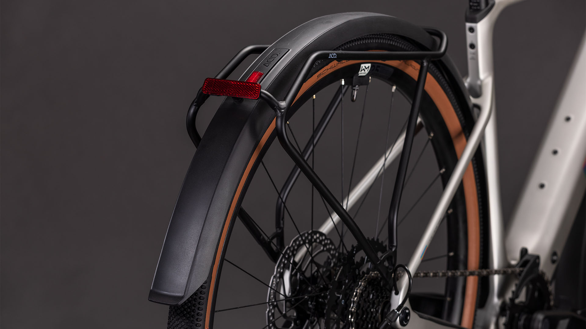 BICICLETA ELECTRICA CUBE NULANE HYBRID C:62 RACE 400X FE SLEEKGREY PRISM 2026 S [2]