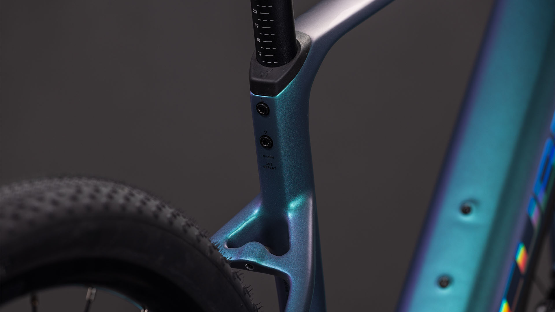 BICICLETA ELECTRICA CUBE NULANE HYBRID C:62 SLX 400X POLARLIGHT PRISM 2026 XL [3]