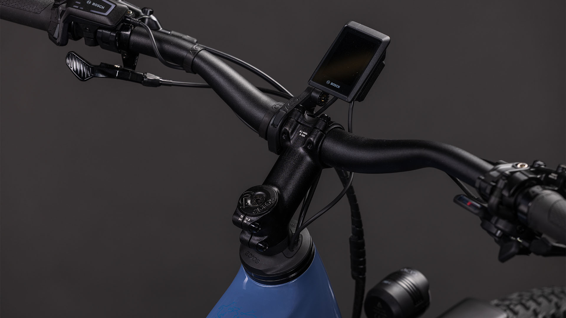 BICICLETA ELECTRICA CUBE NURIDE HYBRID EXC 800 JEANSBLUE BLUE 2026 58 cm [2]