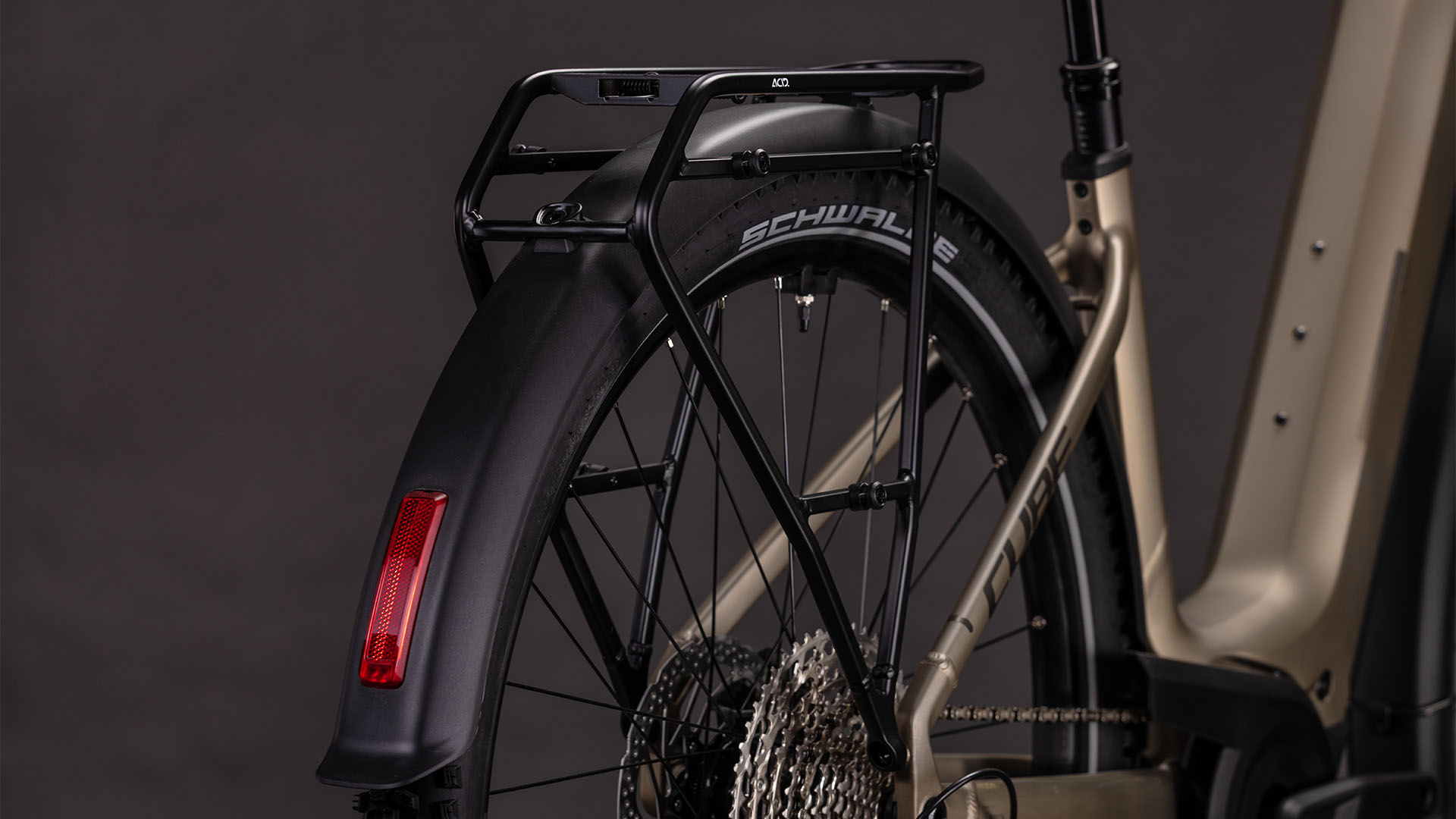 BICICLETA ELECTRICA CUBE NURIDE HYBRID PRO 600 EASY ENTRY FLASHSTONE CHROME 2026 62cm [3]