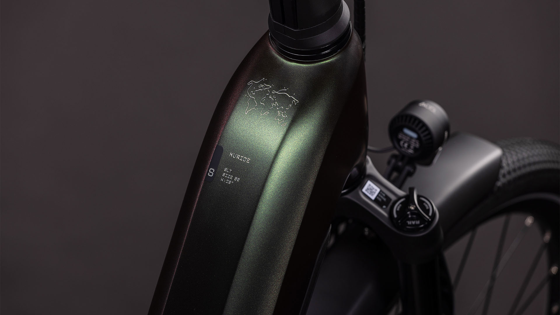 BICICLETA ELECTRICA CUBE NURIDE HYBRID SLT 800 EASY ENTRY STELLAR CHROME 2026 54 cm [1]