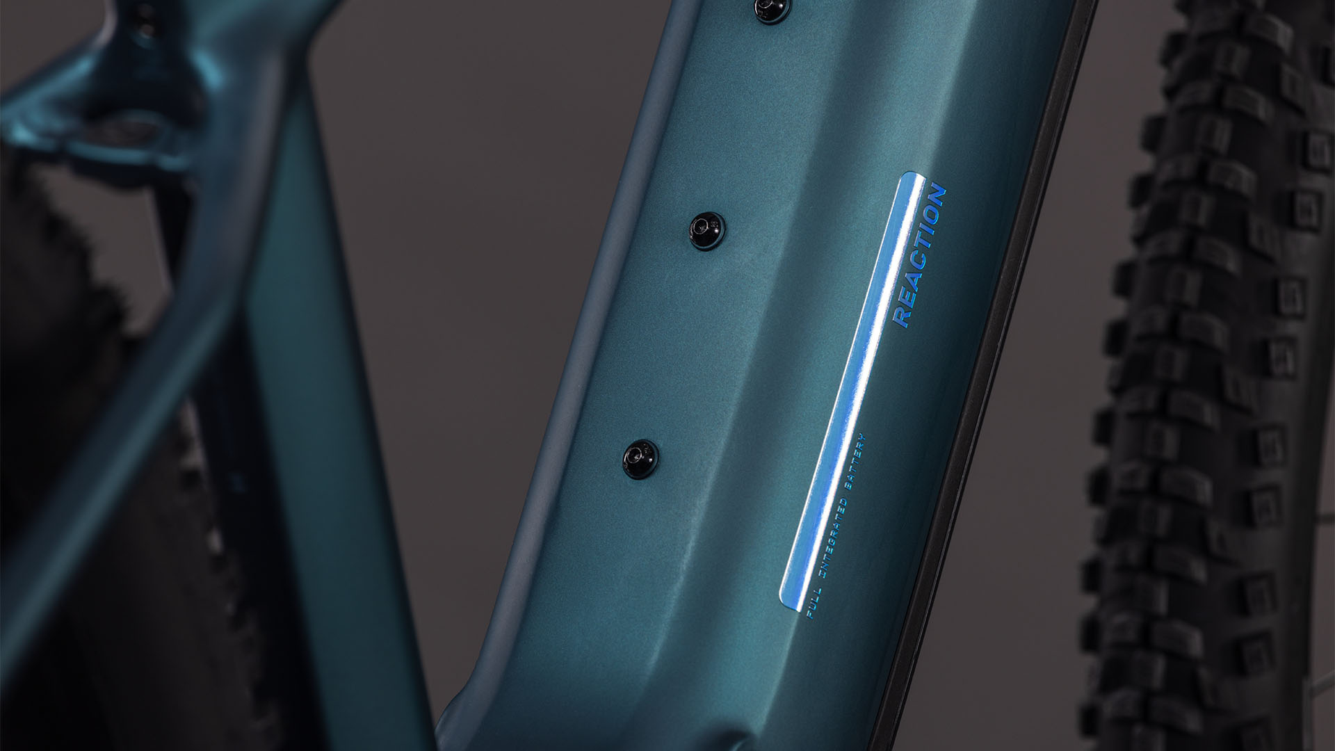 BICICLETA ELECTRICA CUBE REACTION HYBRID ONE 600 ROYALGREEN PRISM 2026 cadru L (20") - roti 29 [2]