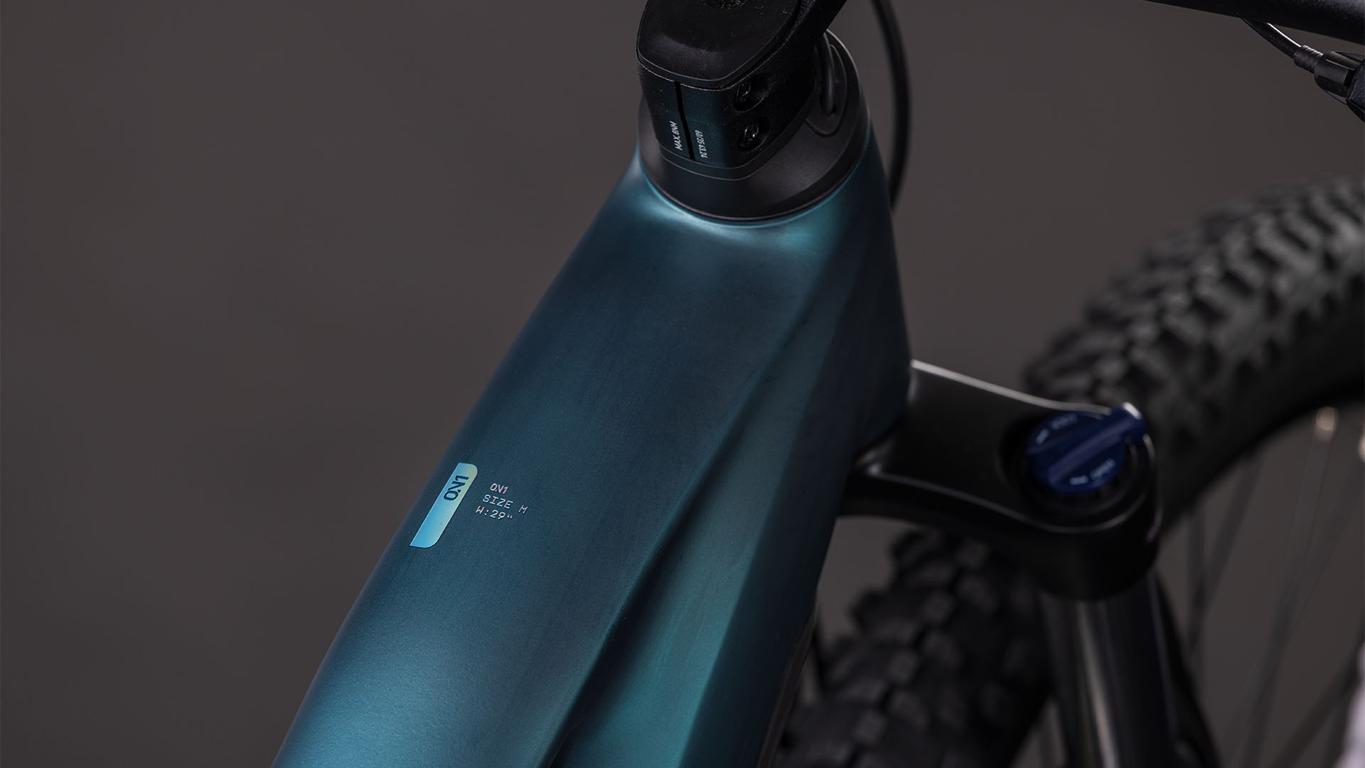 BICICLETA ELECTRICA CUBE REACTION HYBRID ONE 600 TRAPEZE ROYALGREEN PRISM 2026 cadru S (16") - roti 27.5 [1]