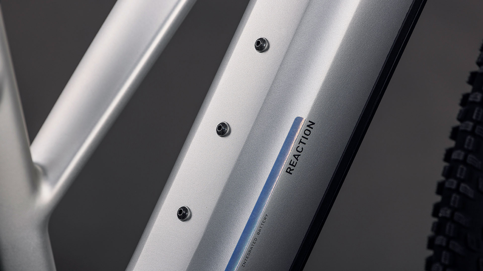 BICICLETA ELECTRICA CUBE REACTION HYBRID ONE 600 TRAPEZE SLEEKGREY PRISM 2026 cadru L (20") - roti 29 [2]